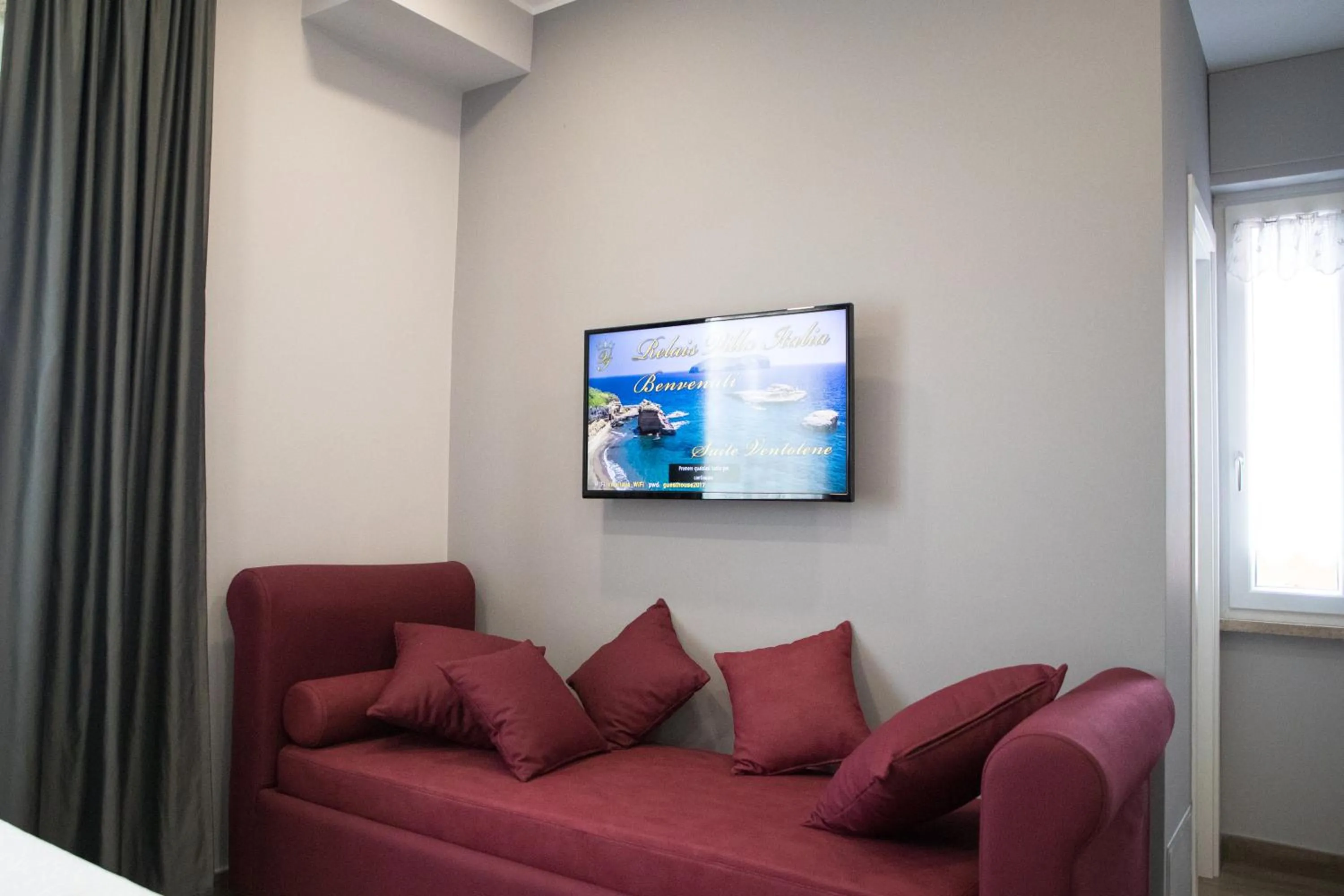 TV and multimedia in Relais Villa Italia