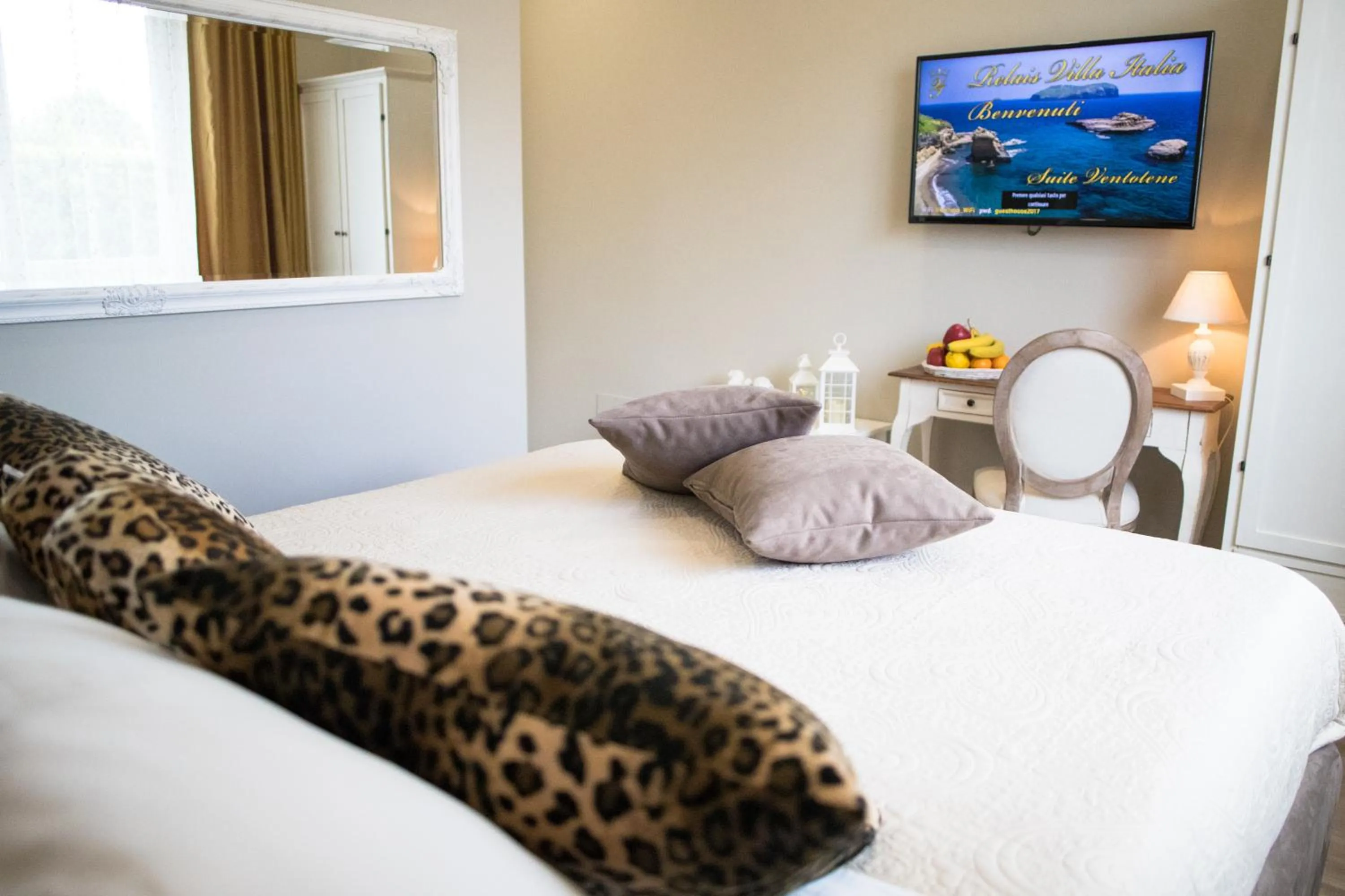 Bedroom, Bed in Relais Villa Italia