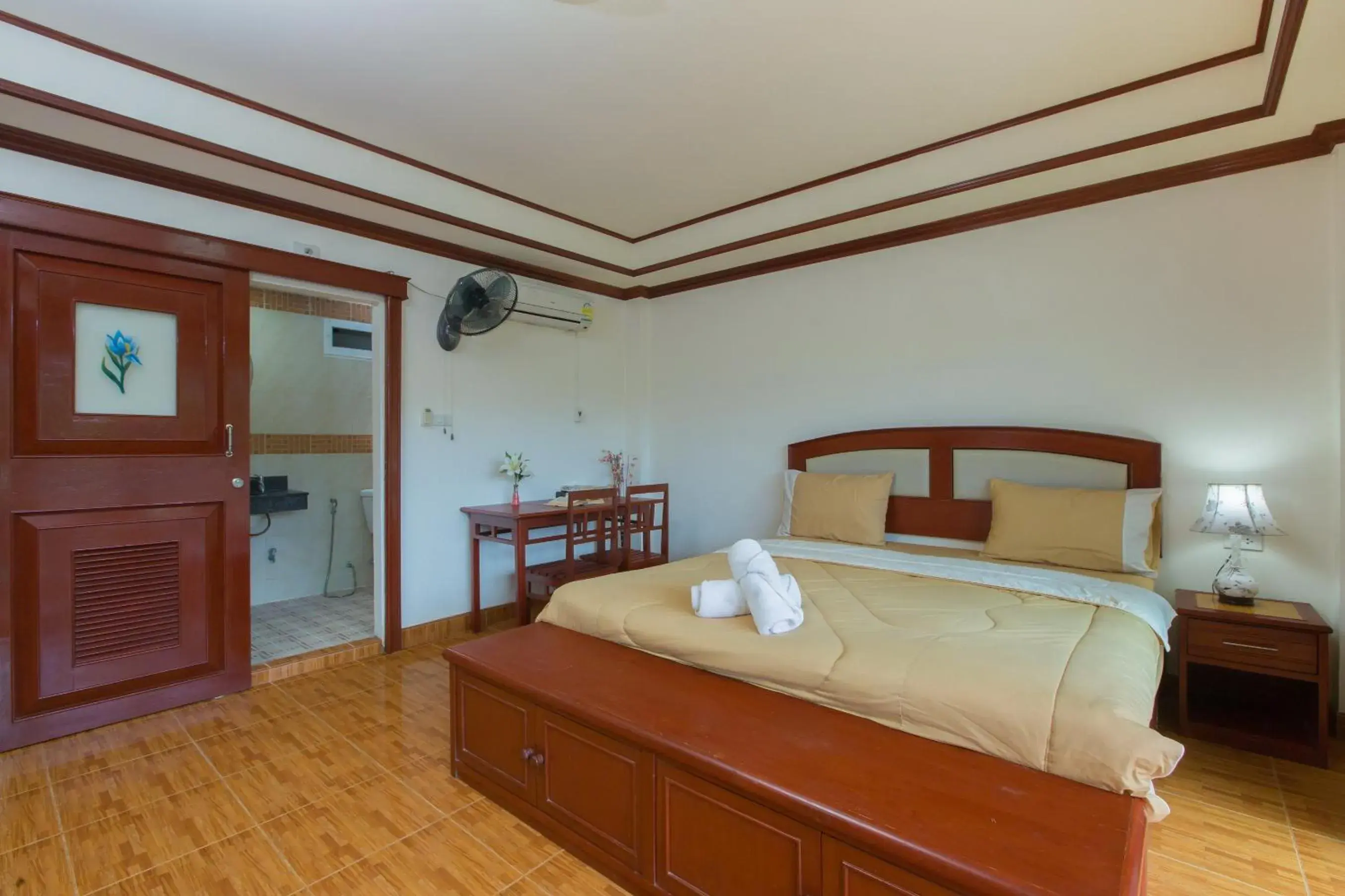 Bedroom, Bed in Patong Rai Rom Yen Resort SHA Bedroom, Bed in Patong Rai Rom Yen Resort SHA