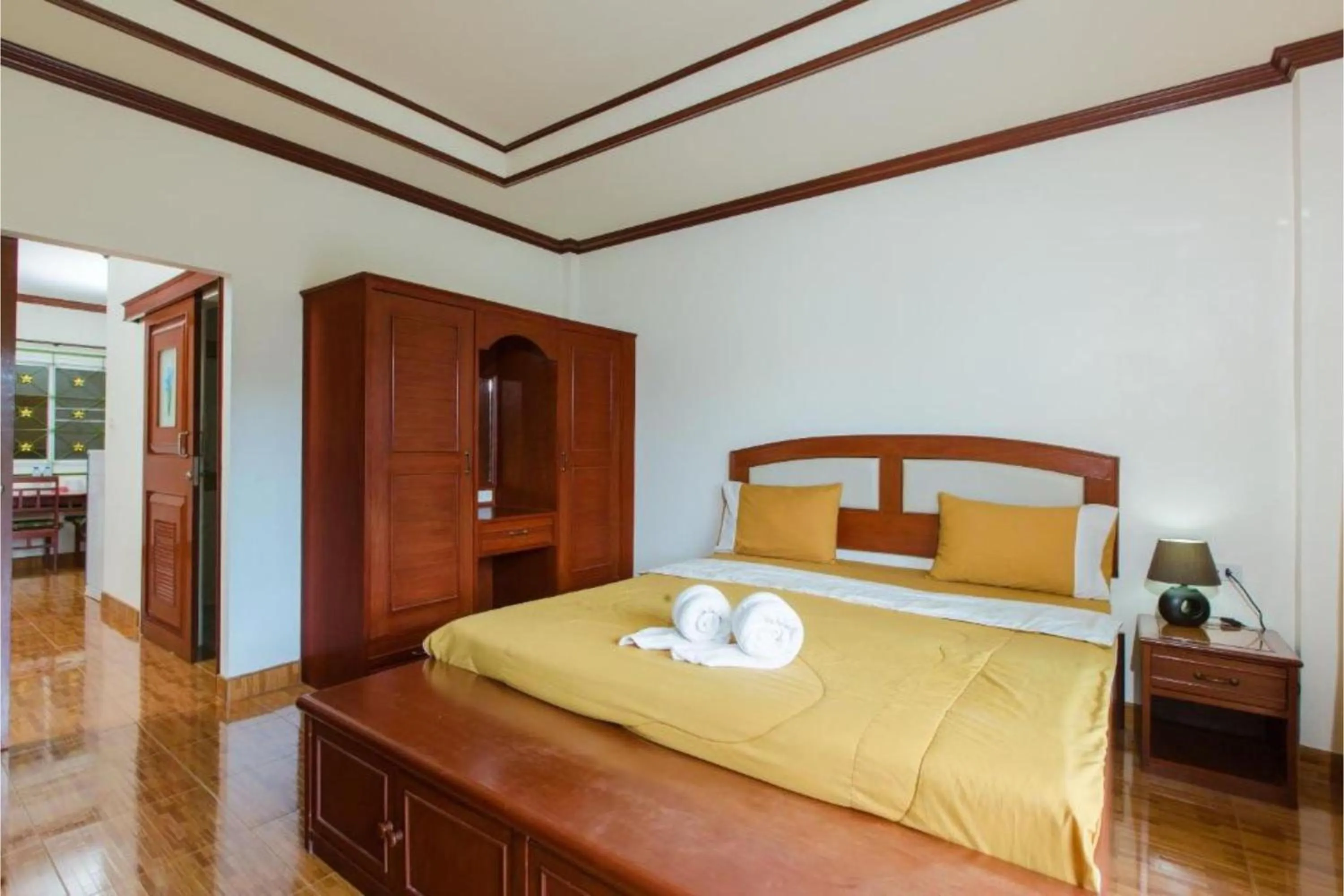 Bed in Patong Rai Rom Yen Resort SHA