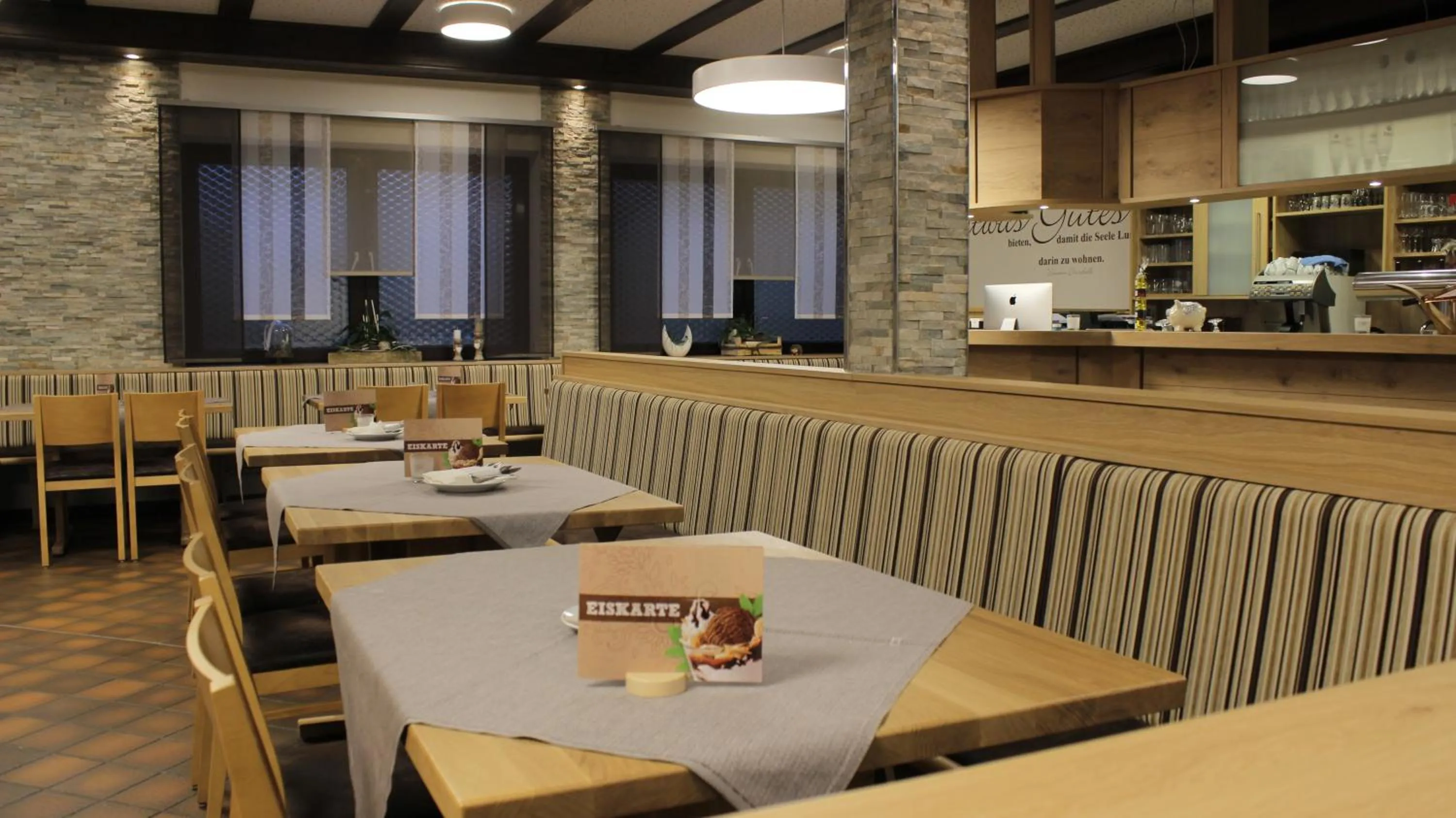 Restaurant/places to eat in Gasthof Zur Krone