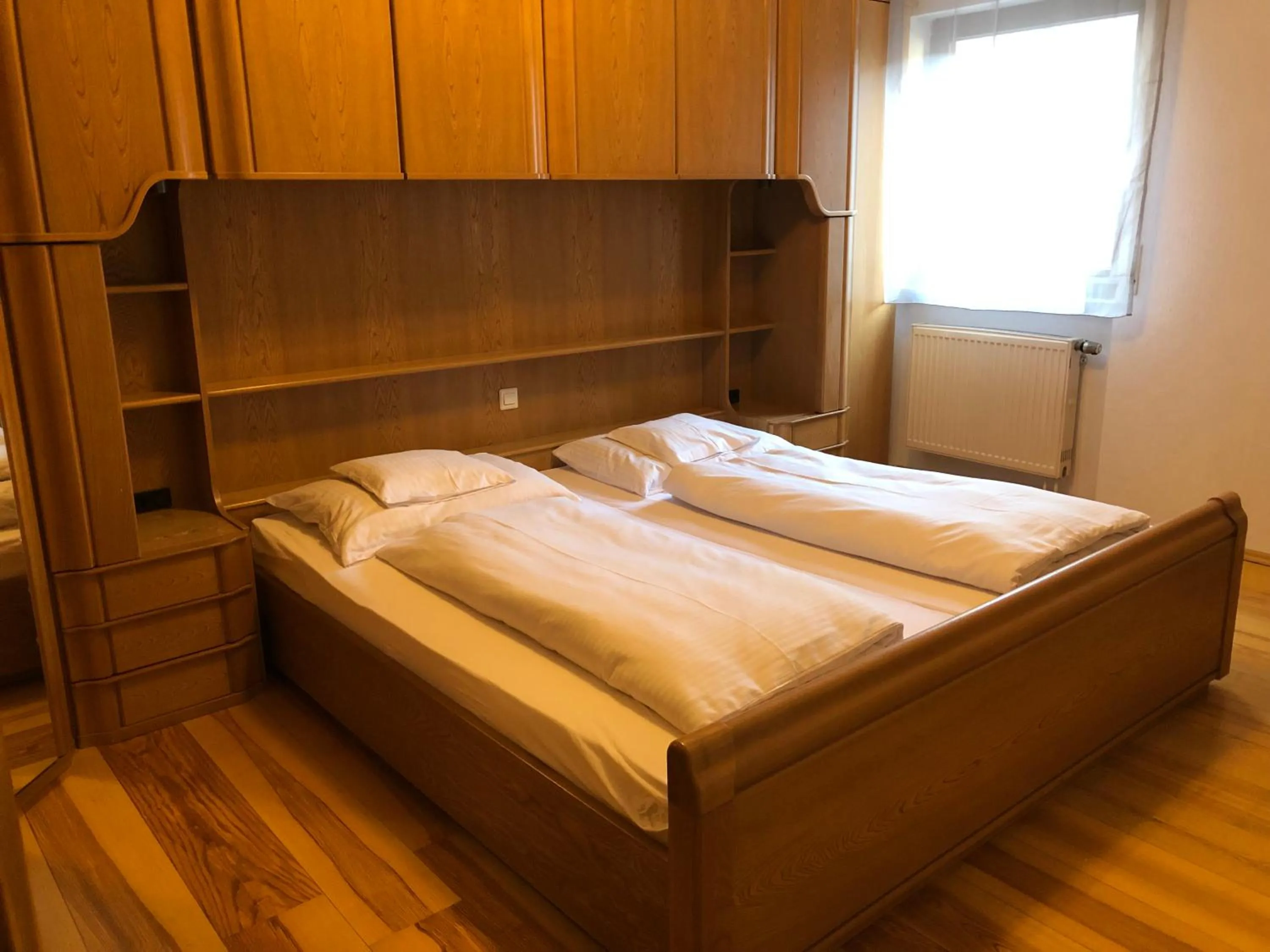 Bedroom, Bed in Gasthof Zur Krone