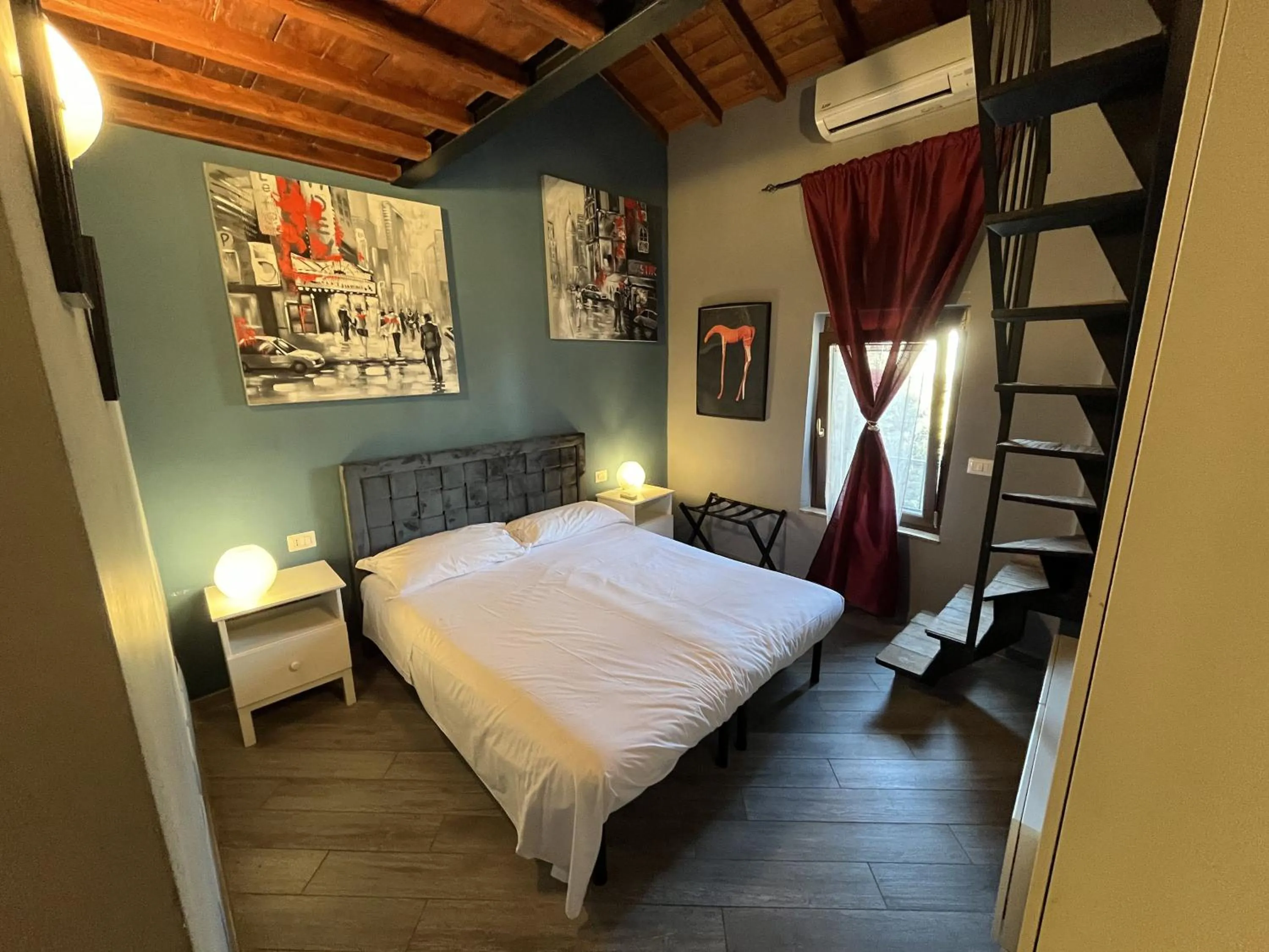 Photo of the whole room, Bed in Al Cardinale