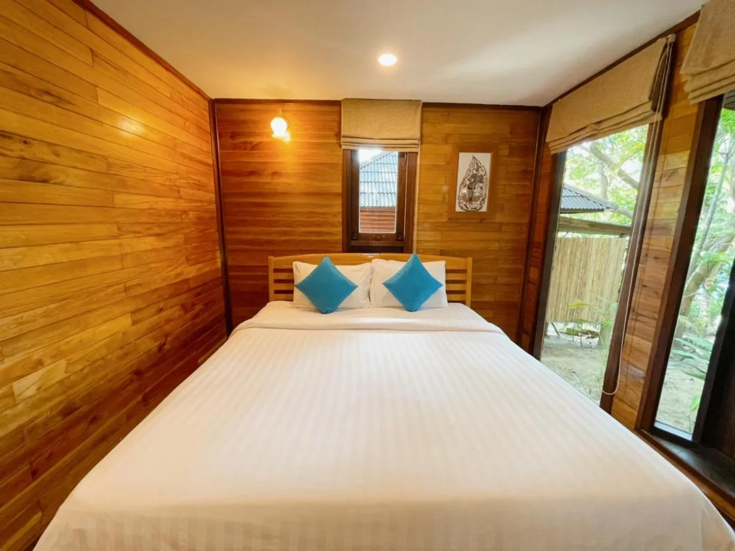 Bed in High Life Bungalow