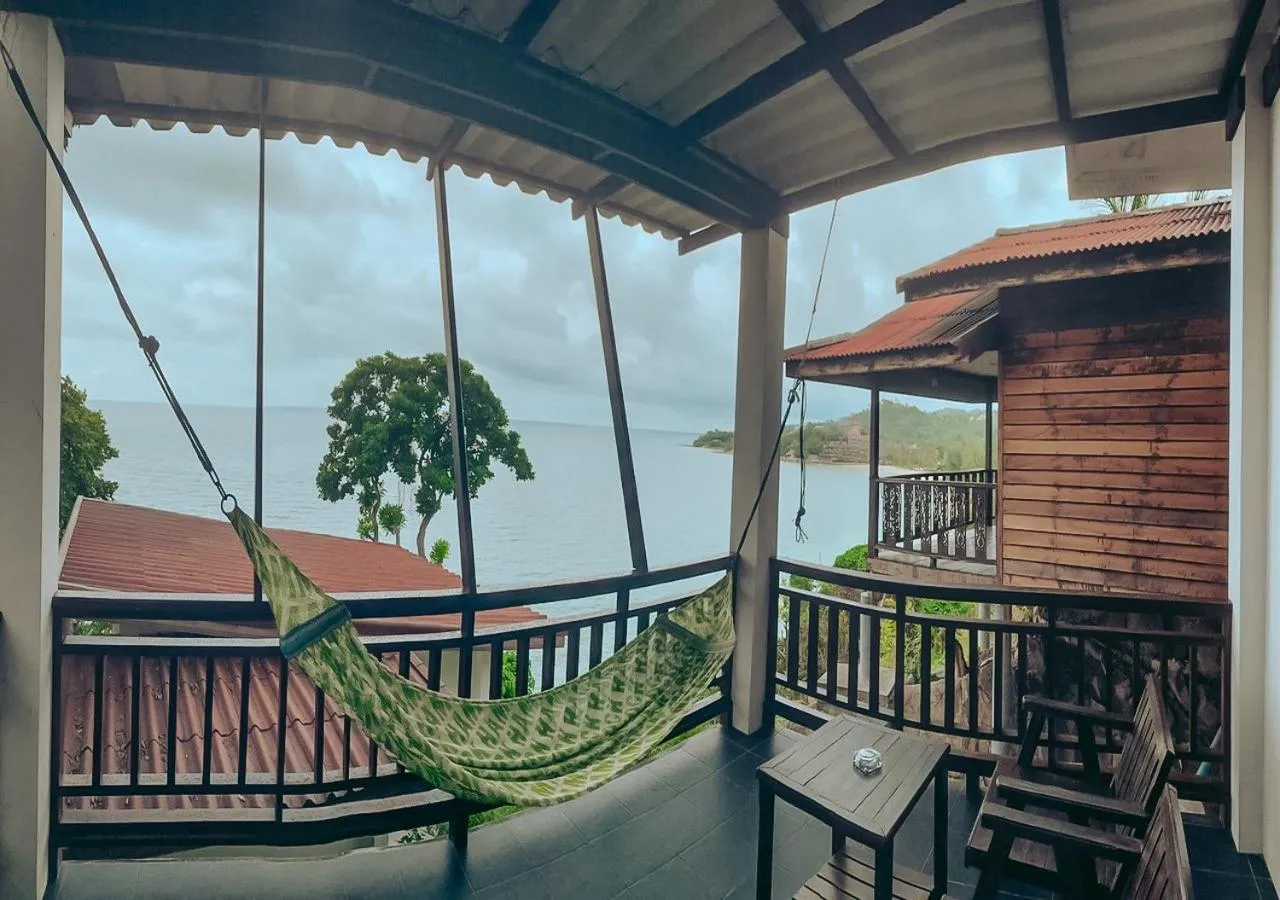 Double Bed Bungalow with Sea View in High Life Bungalow