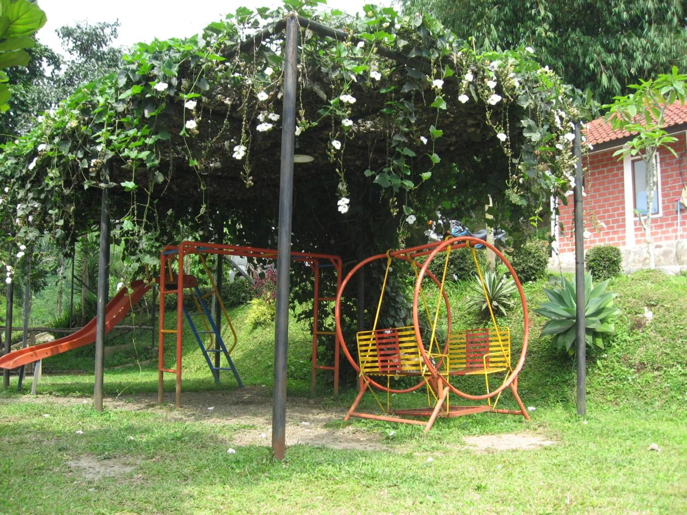 Garden in Bantal Guling Villa