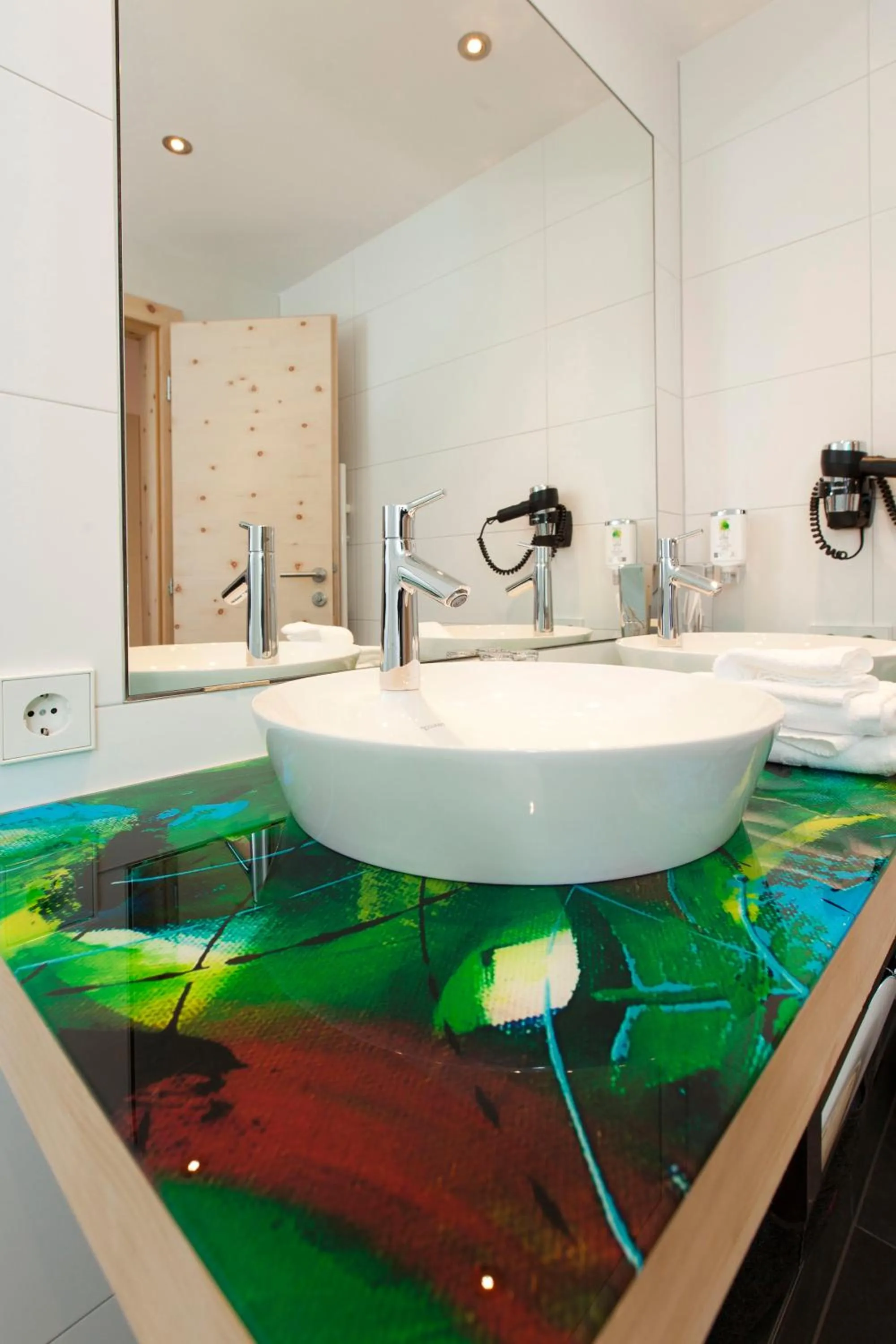 Bathroom in Alpin Art & Spa Hotel Naudererhof Superior