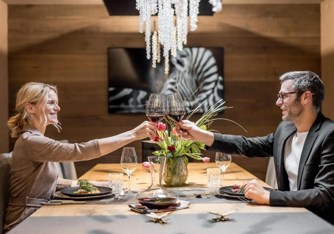 Restaurant/places to eat in Alpin Art & Spa Hotel Naudererhof Superior