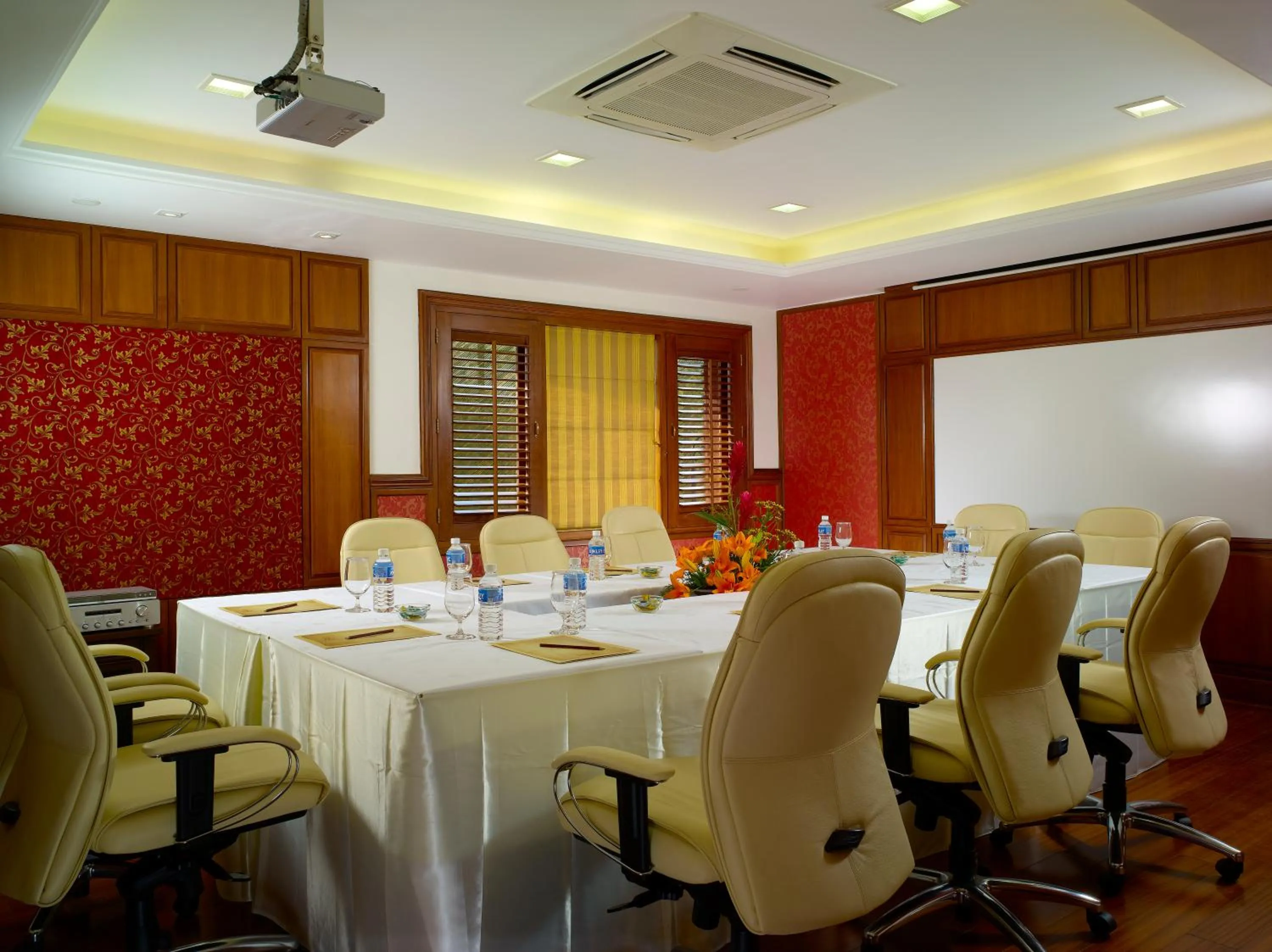 Business facilities in The Paul Bangalore