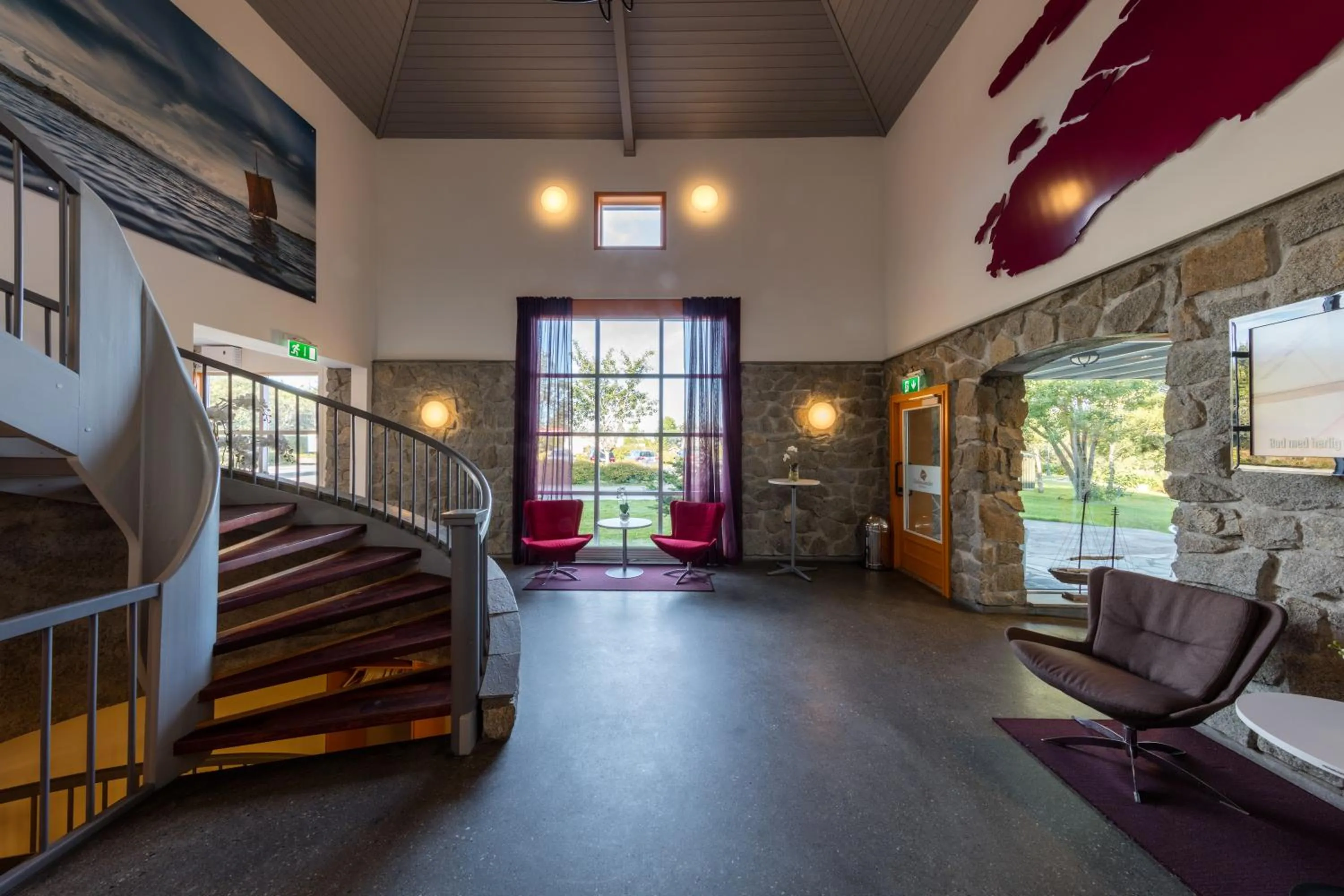 Lobby or reception, Bed in Dolmsundet Hotell Hitra