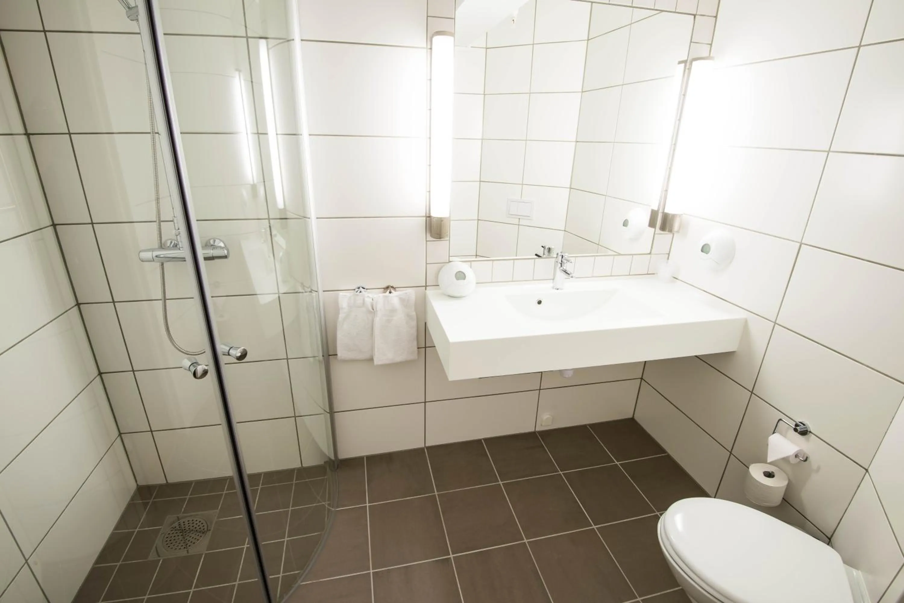 Bathroom in Dolmsundet Hotell Hitra