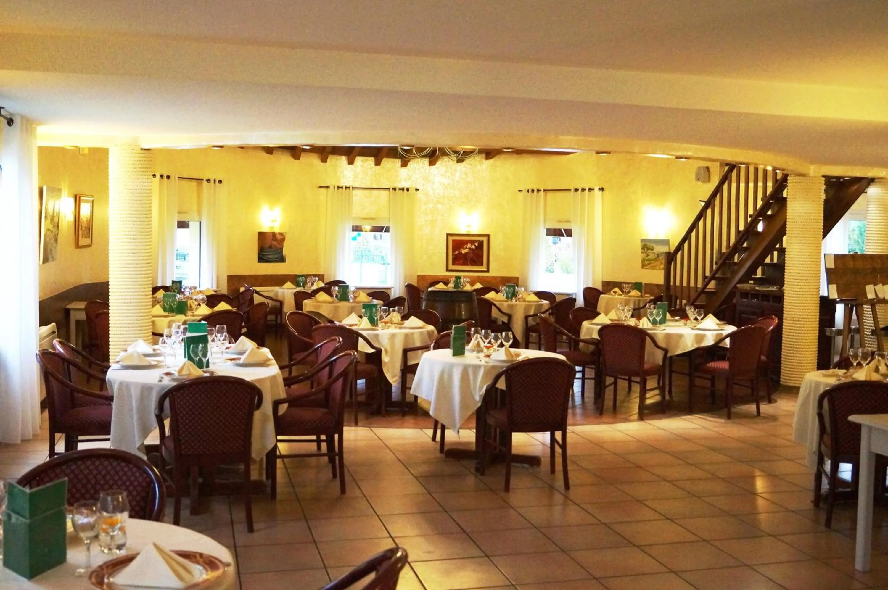 Restaurant/places to eat in Hotel Restaurant La Martiniere