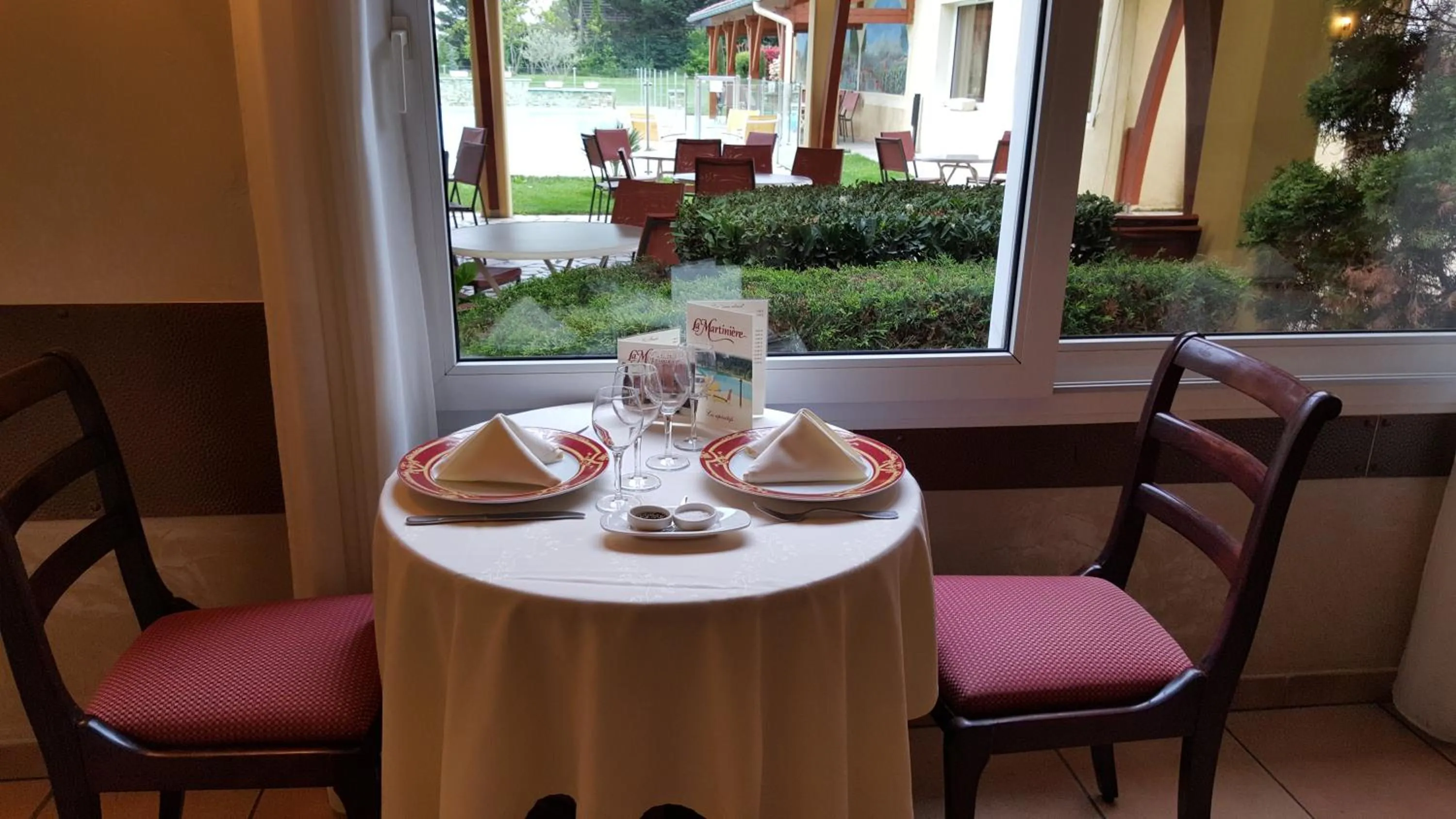 Restaurant/places to eat in Hotel Restaurant La Martiniere