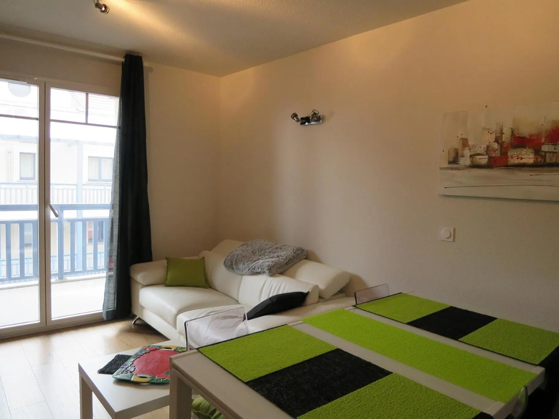 Bed in LES BALCONS DE L'OCEAN