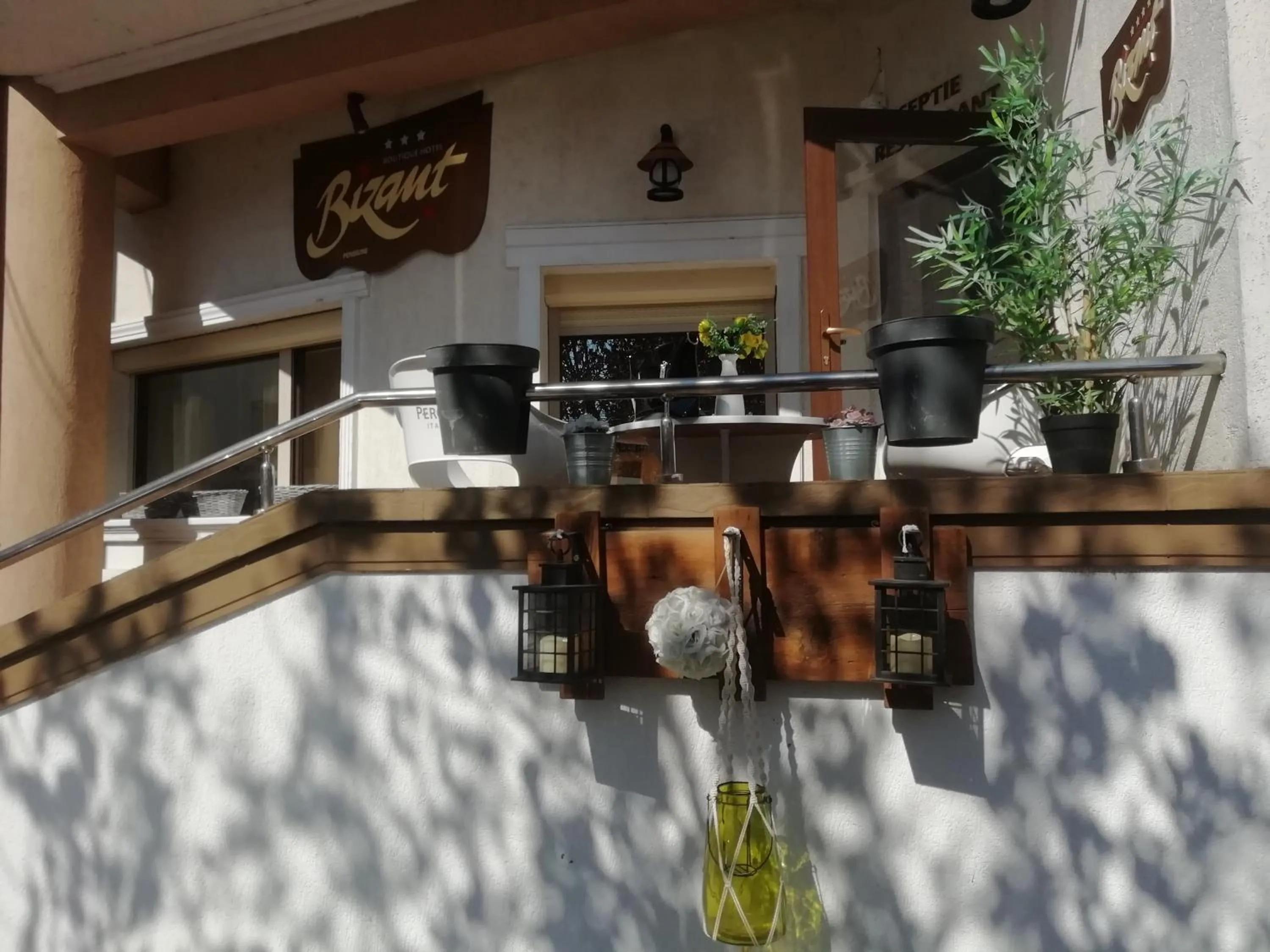 Property building in Bizant Boutique