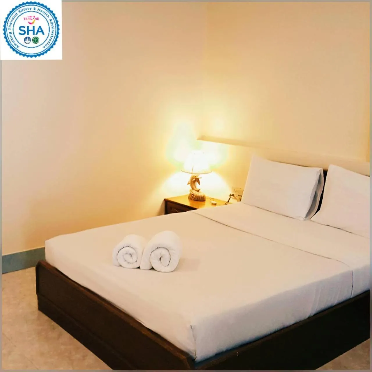 Bed in Baan Pron Phateep