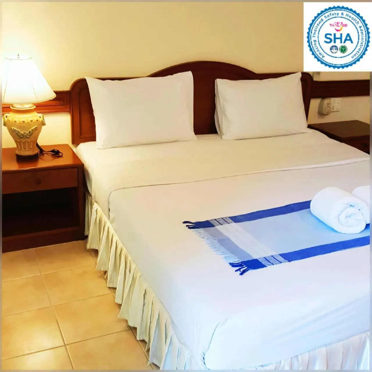 Bed in Baan Pron Phateep