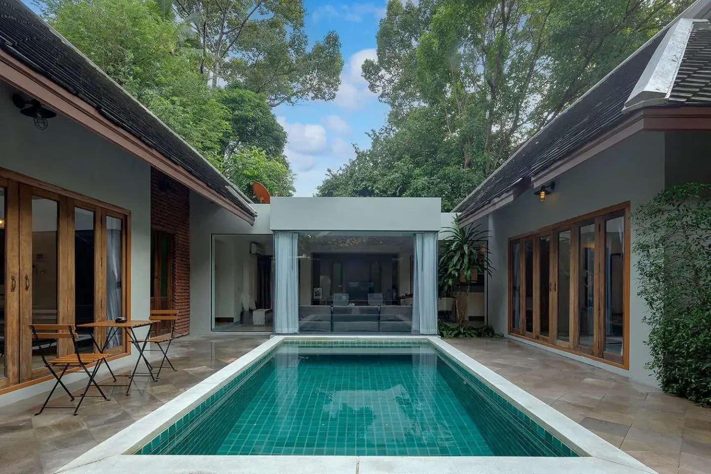 Property building in Baan Khao Hua Jook Property building in Baan Khao Hua Jook