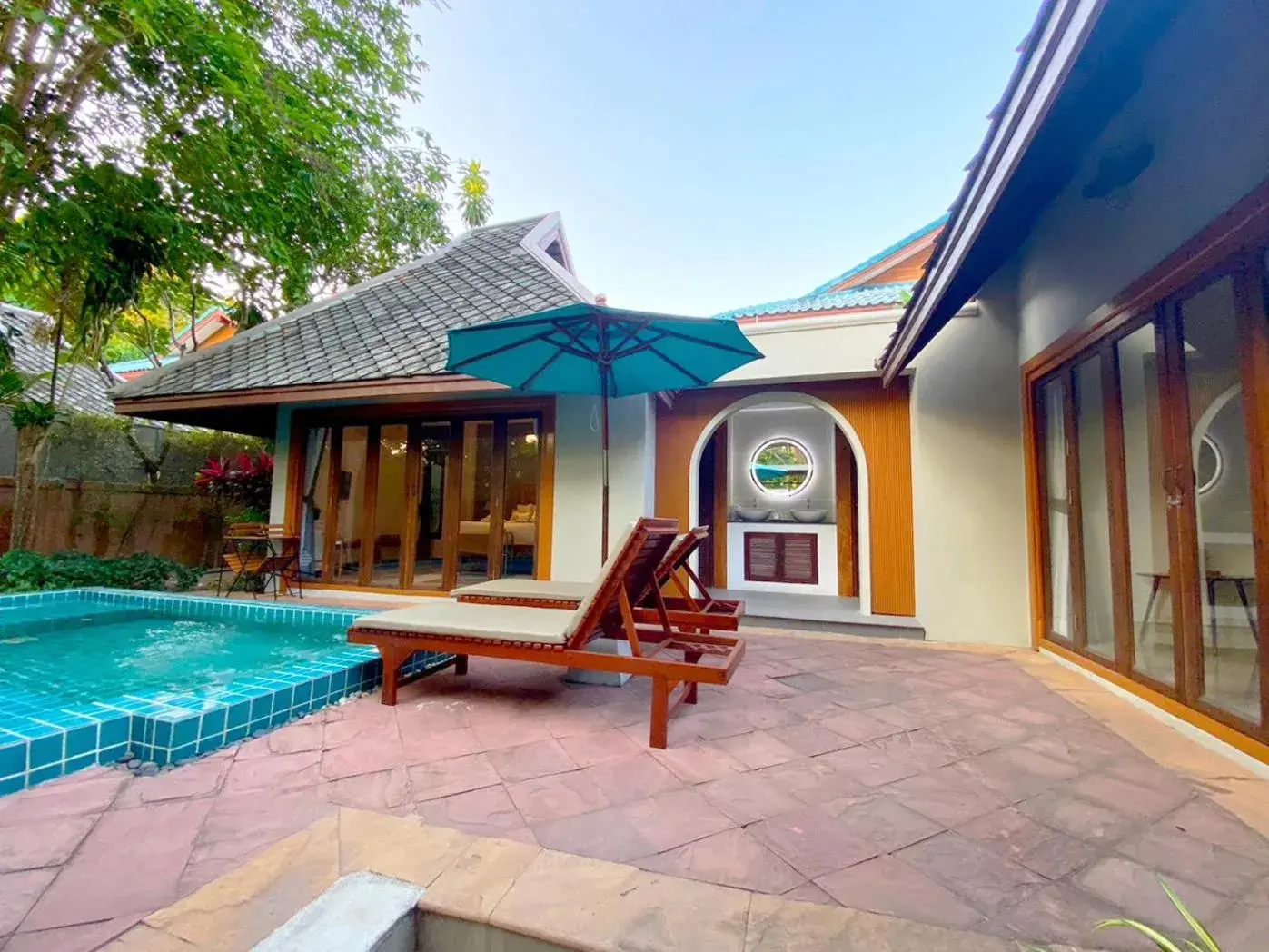 Swimming pool in Baan Khao Hua Jook Swimming pool in Baan Khao Hua Jook