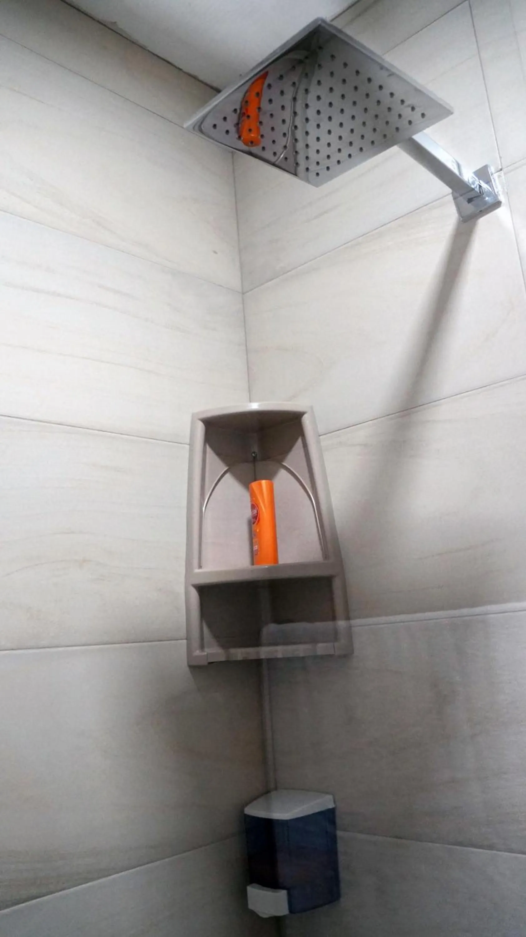 Shower in Edificio Tofino