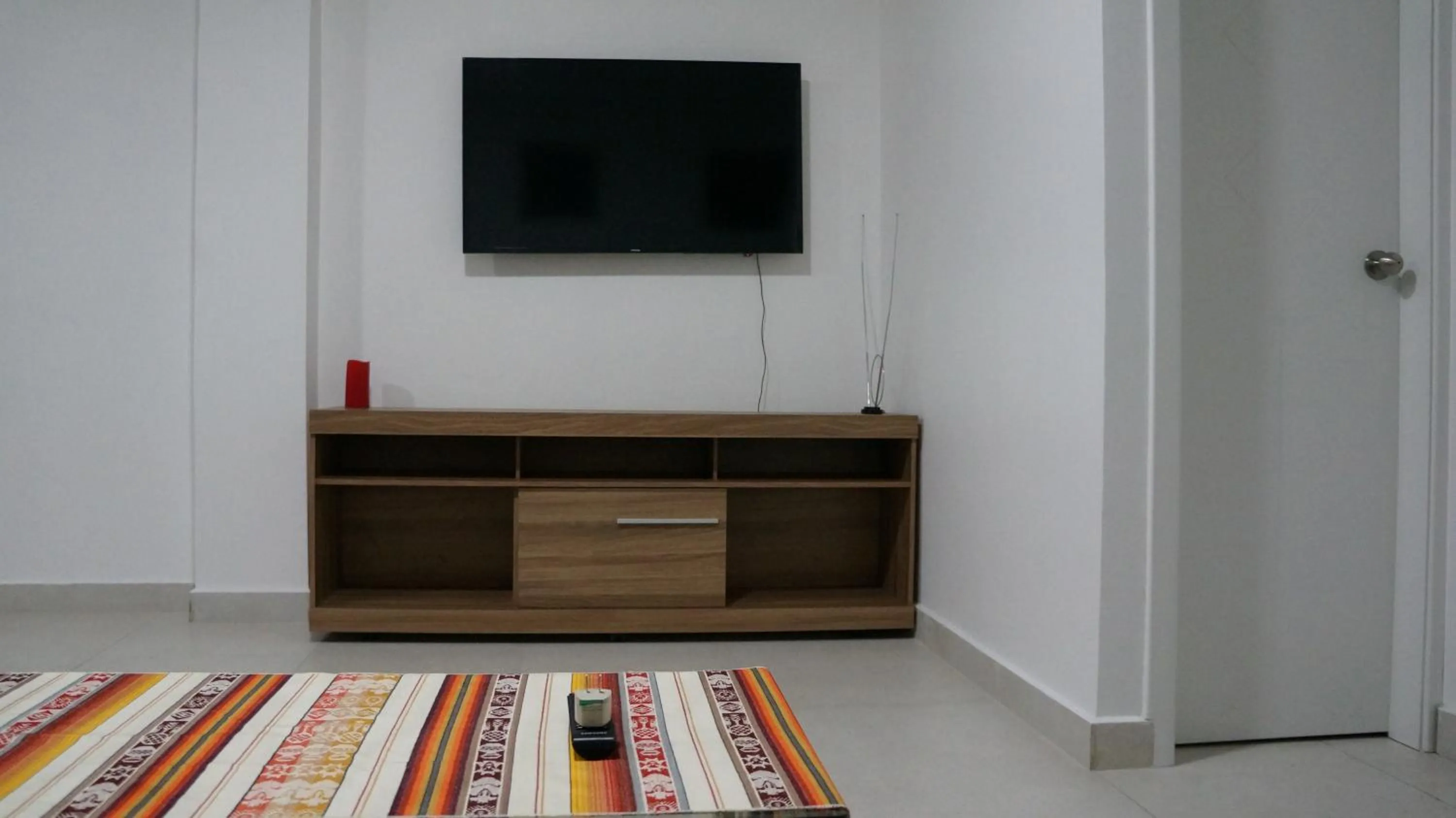 TV and multimedia in Edificio Tofino