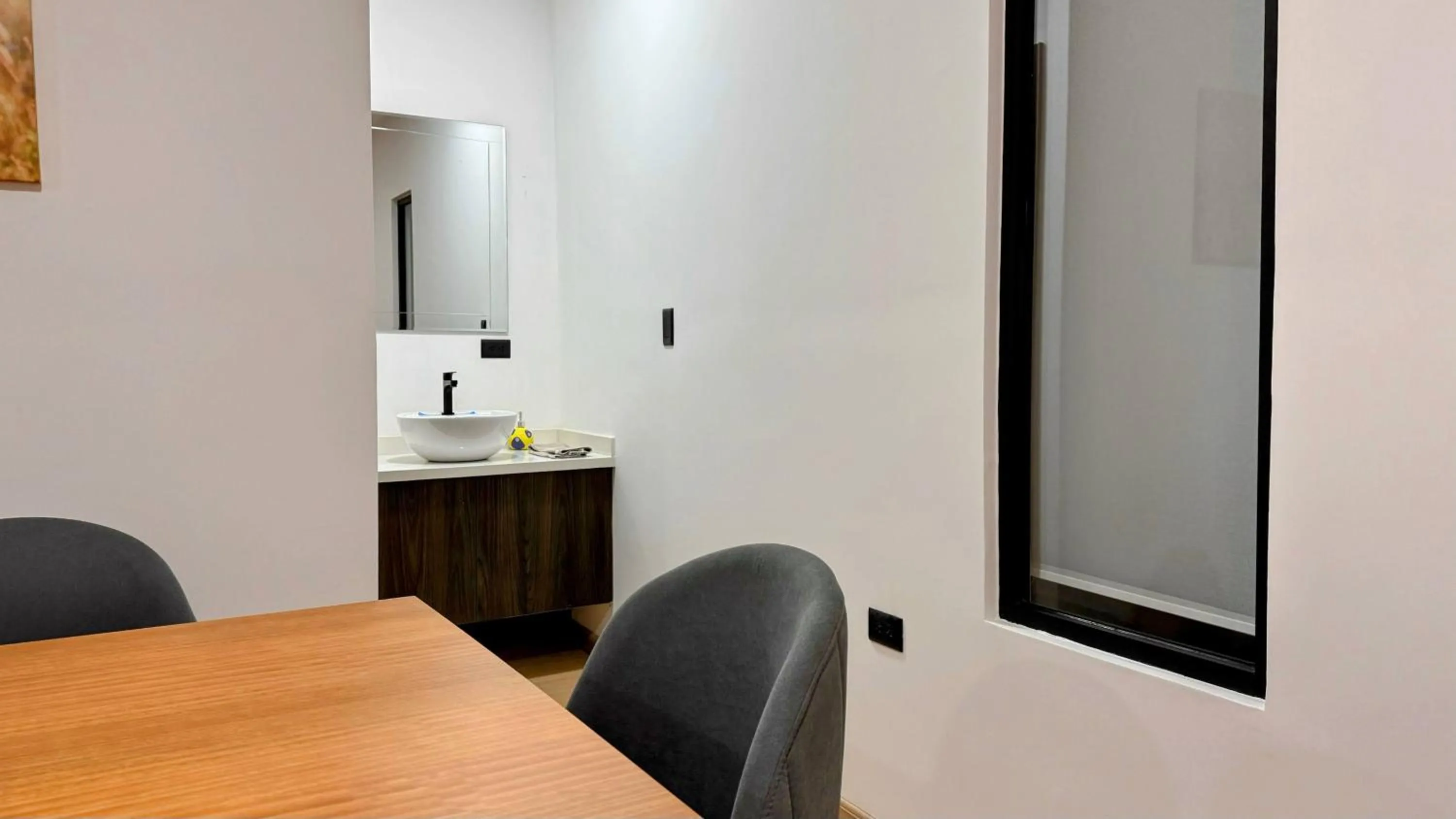 Seating area in Edificio Tofino