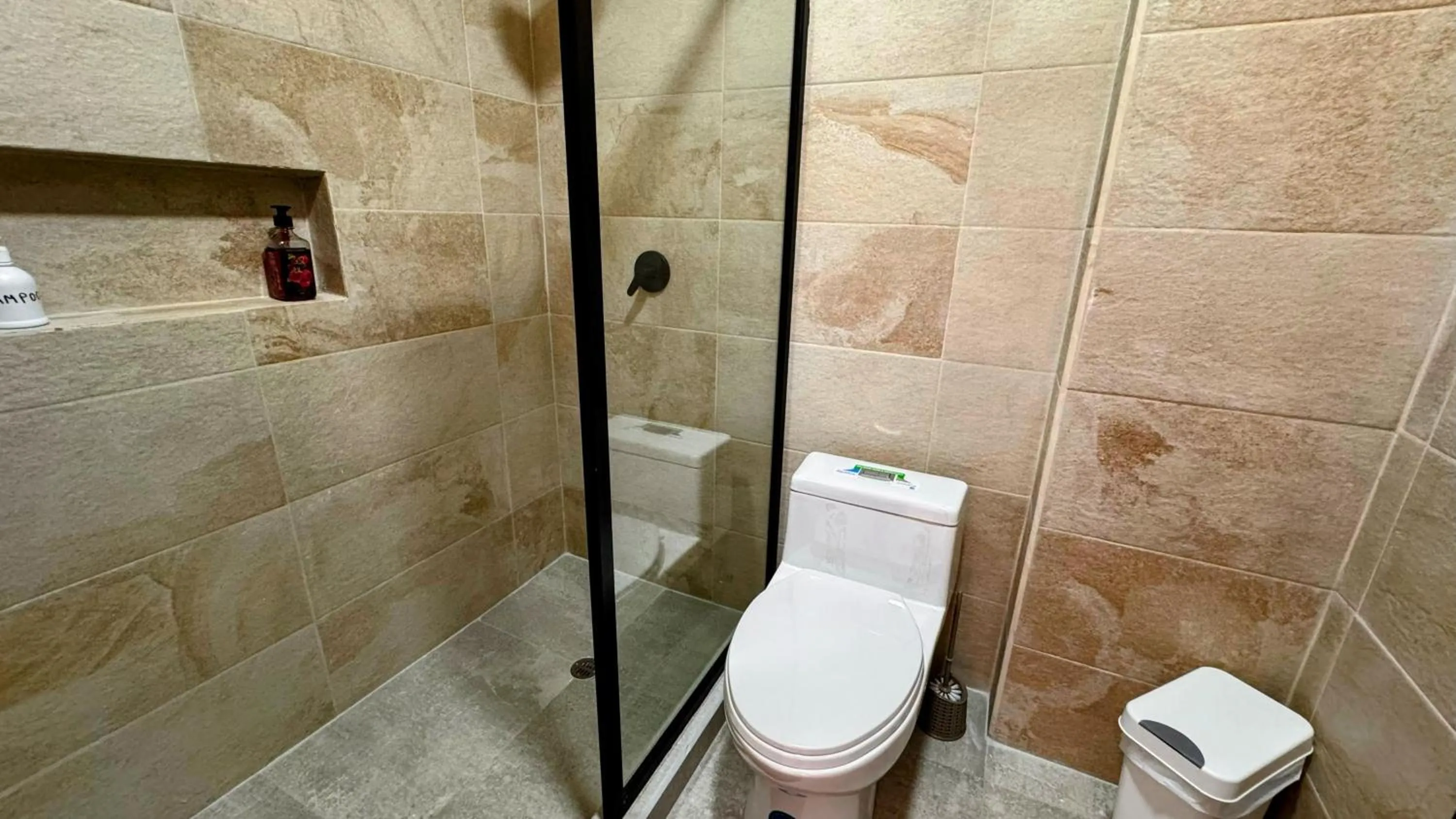 Shower in Edificio Tofino