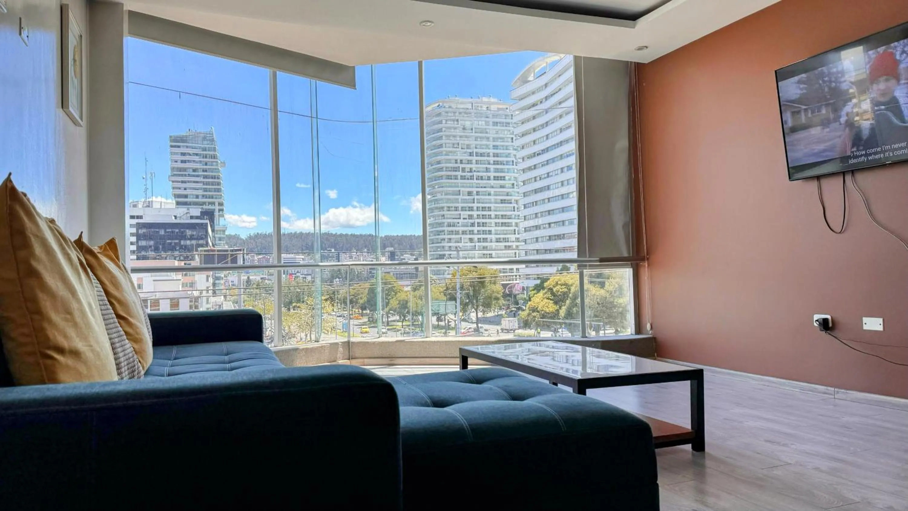 TV and multimedia in Edificio Tofino