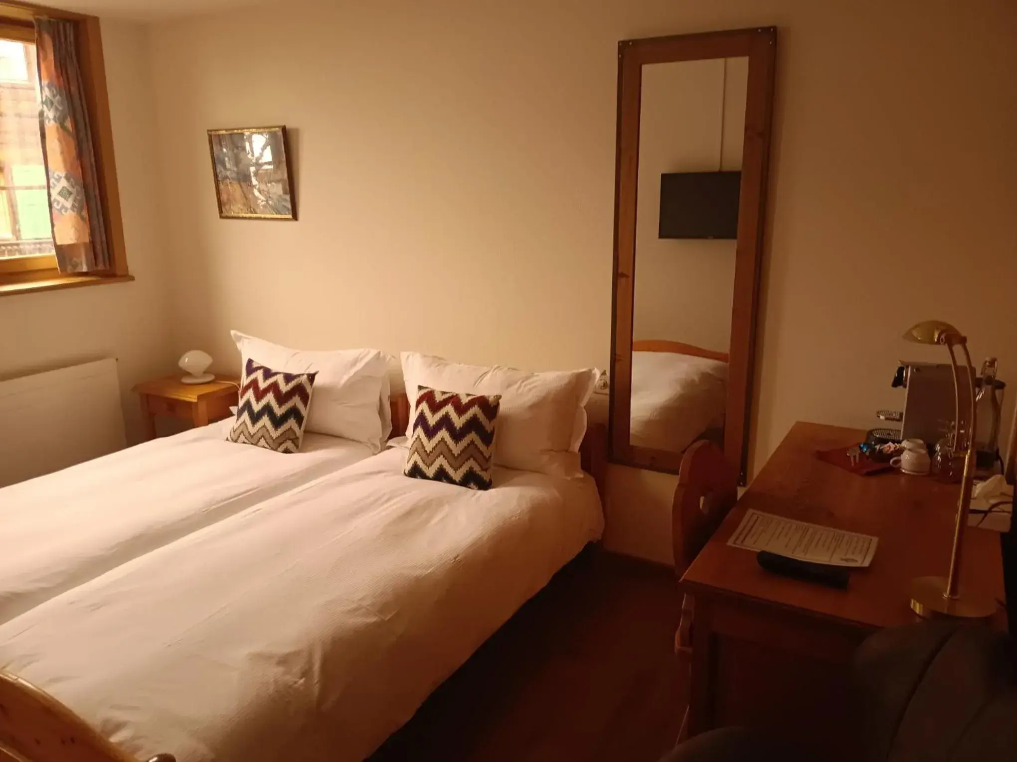 Double Room in Hotel de Commune Double Room in Hotel de Commune