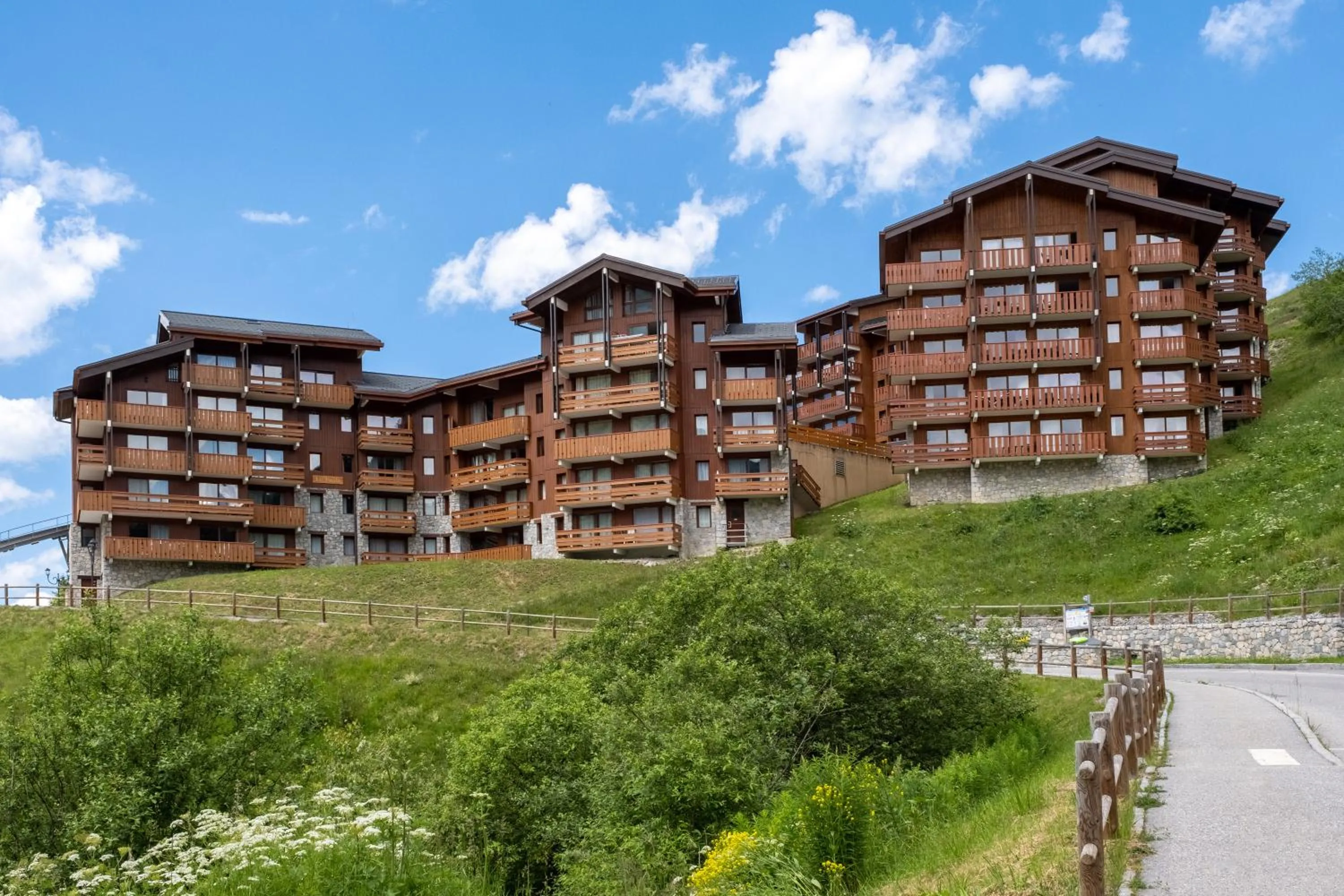 Property building in Résidence Pierre & Vacances Premium les Crets