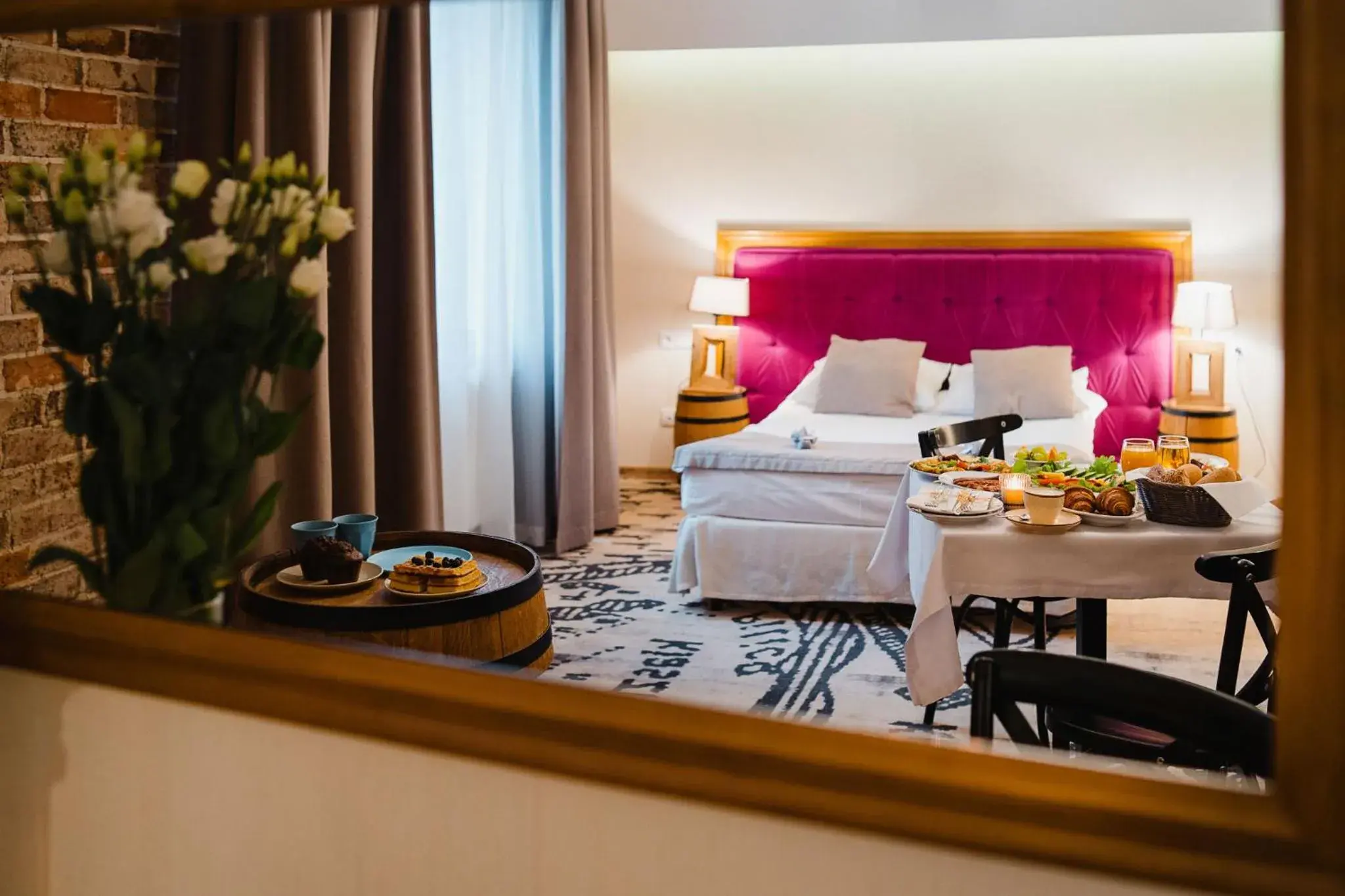 Superior Double Room in Hotel Podklasztorze Superior Double Room in Hotel Podklasztorze