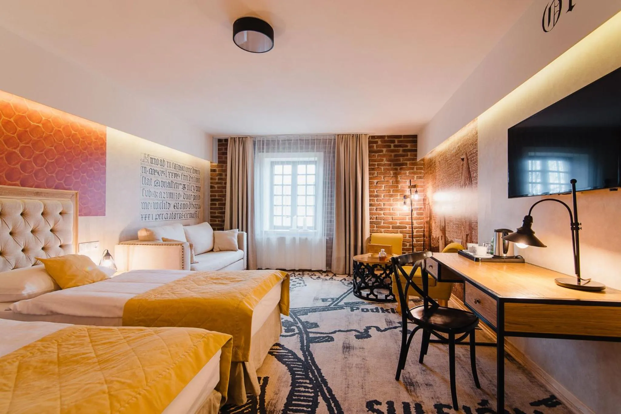 Bed in Hotel Podklasztorze