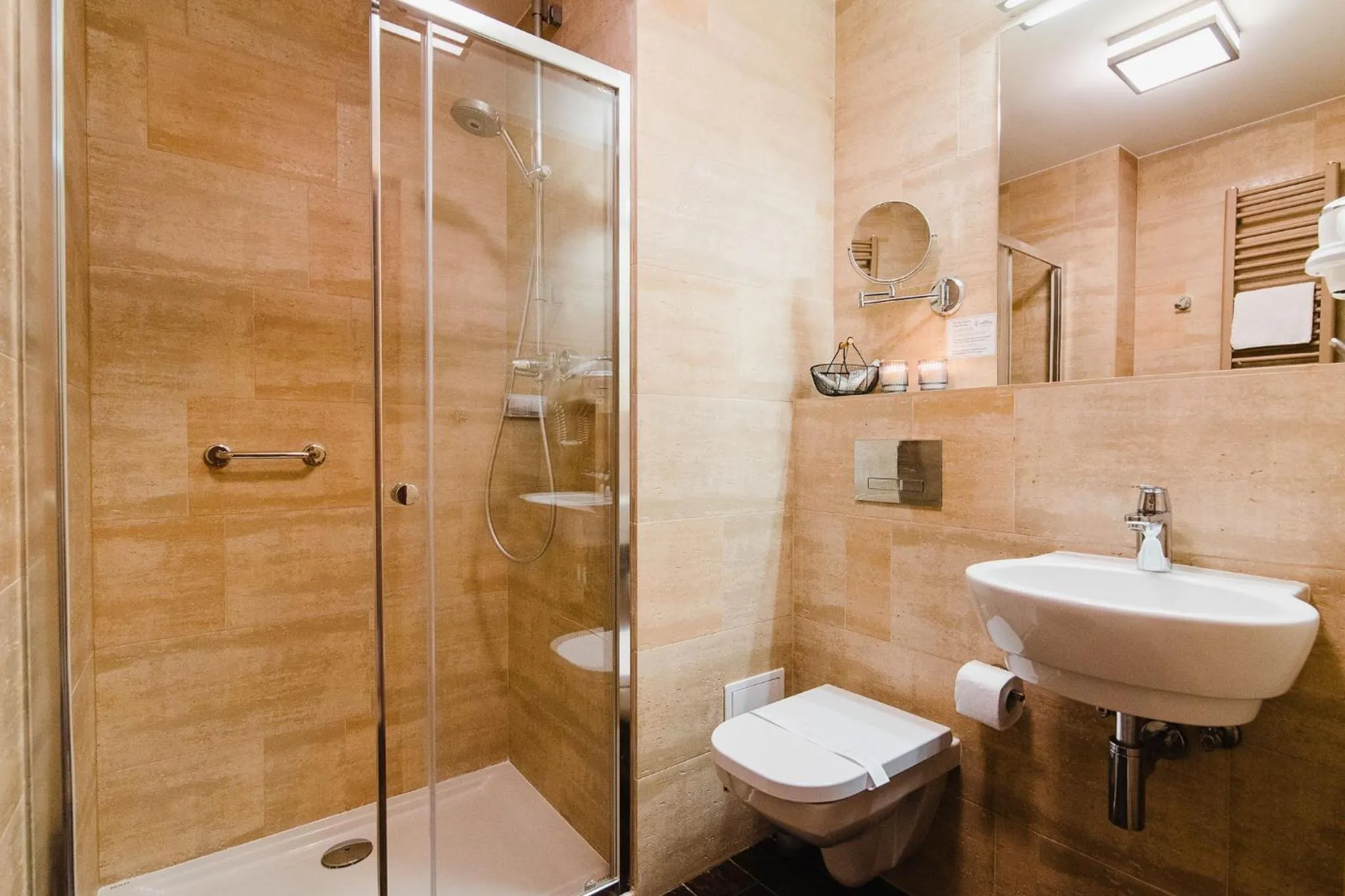 Shower in Hotel Podklasztorze