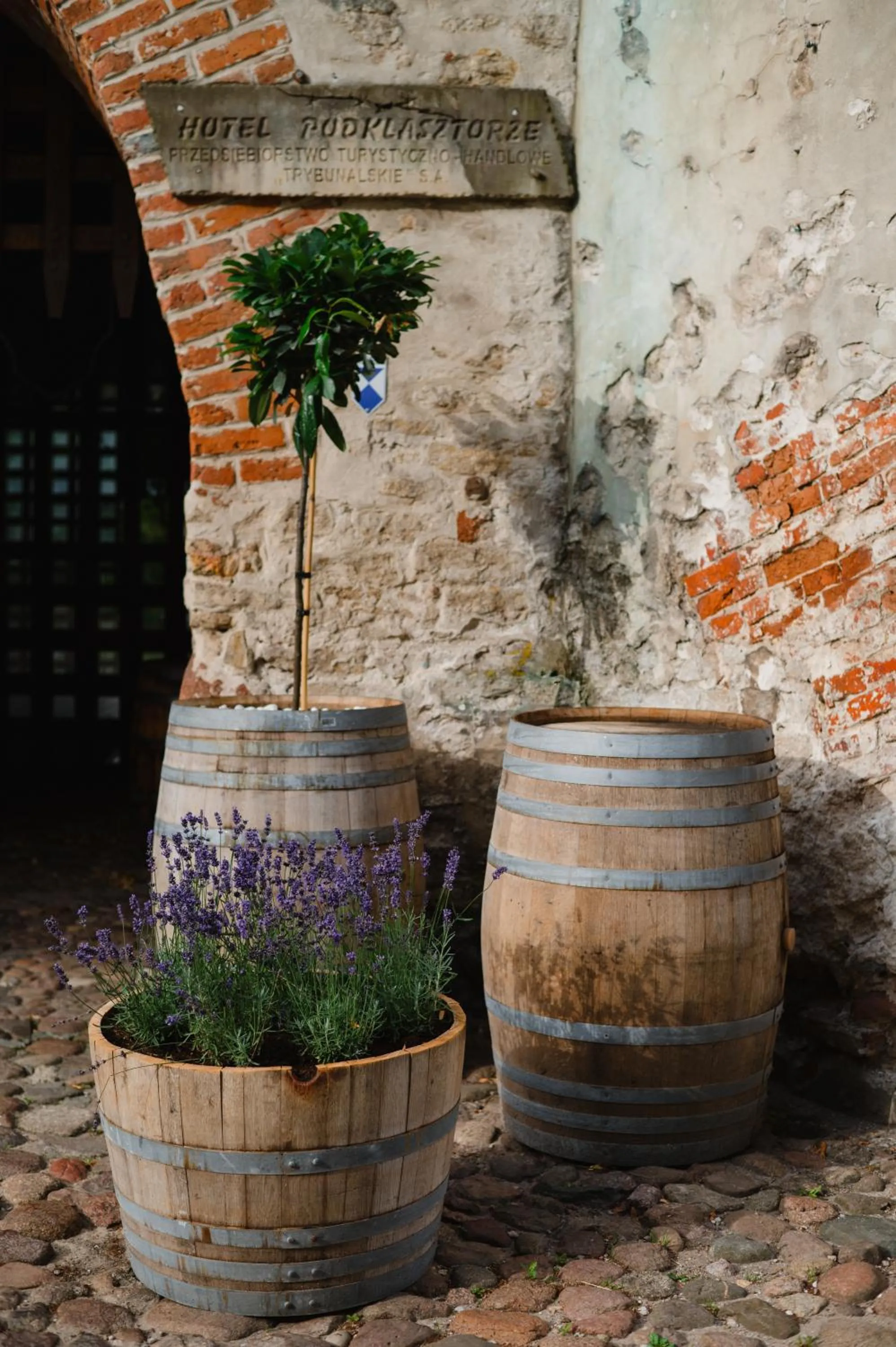 Property building in Hotel Podklasztorze