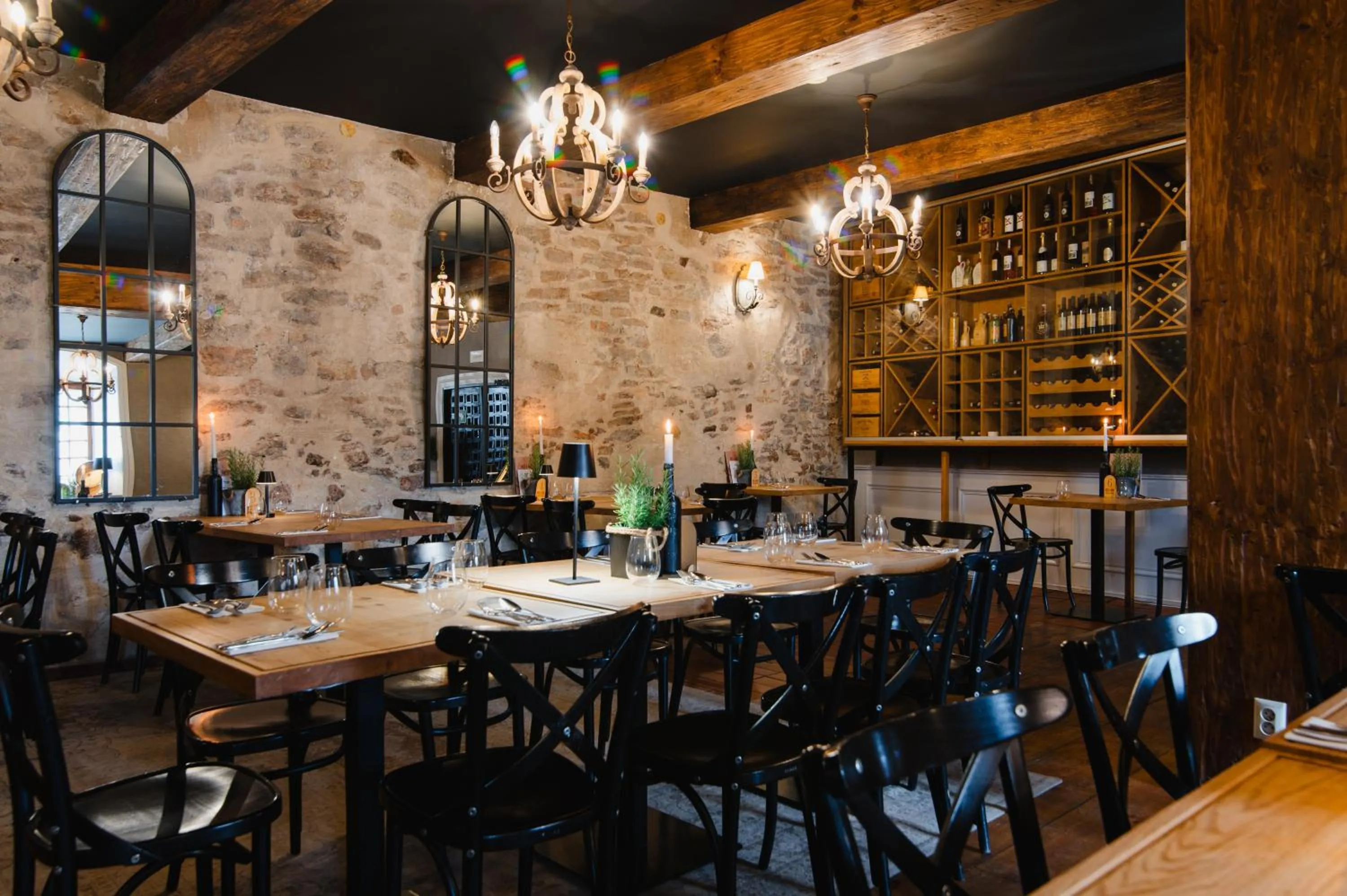 Restaurant/places to eat in Hotel Podklasztorze