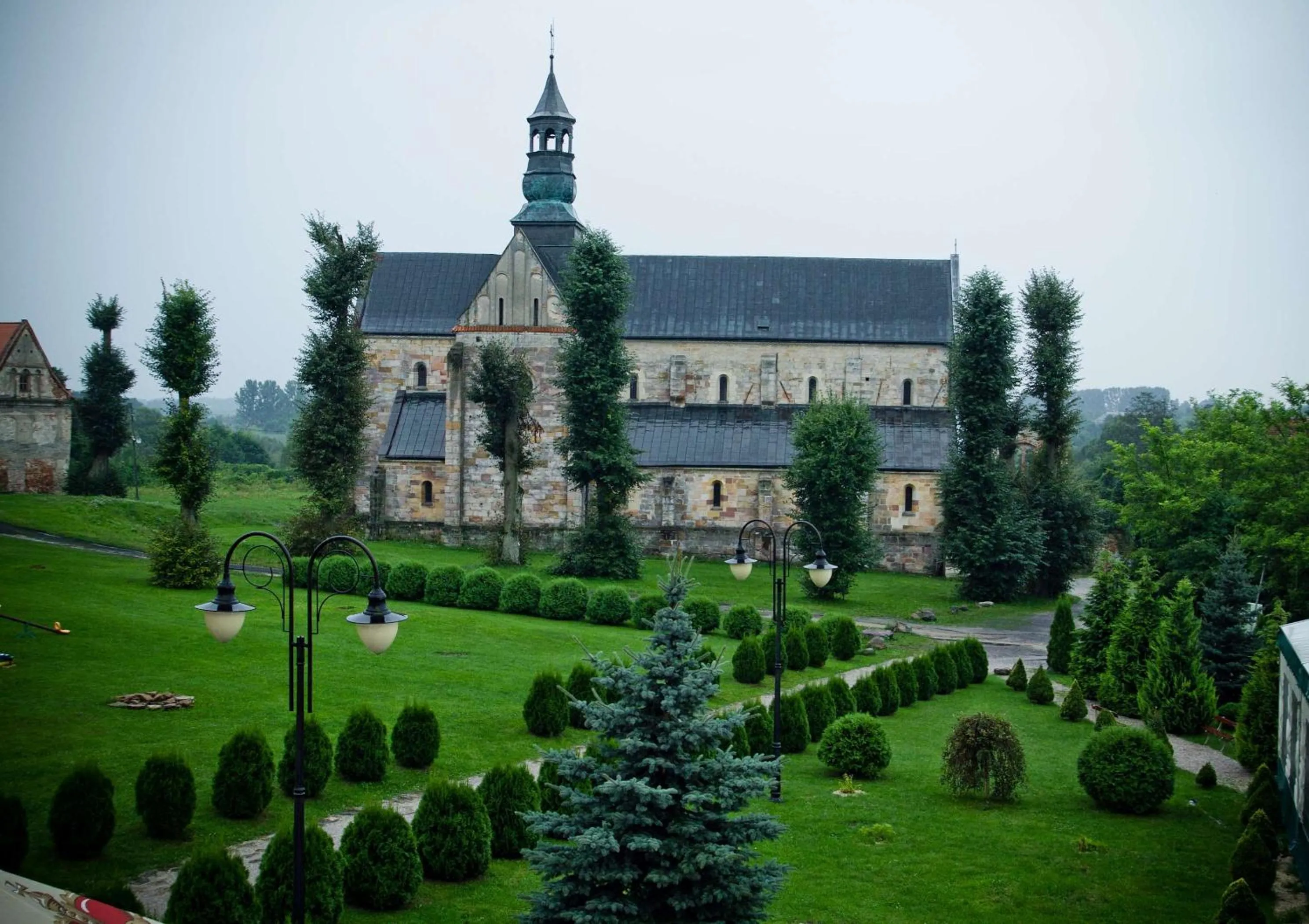 Property building in Hotel Podklasztorze