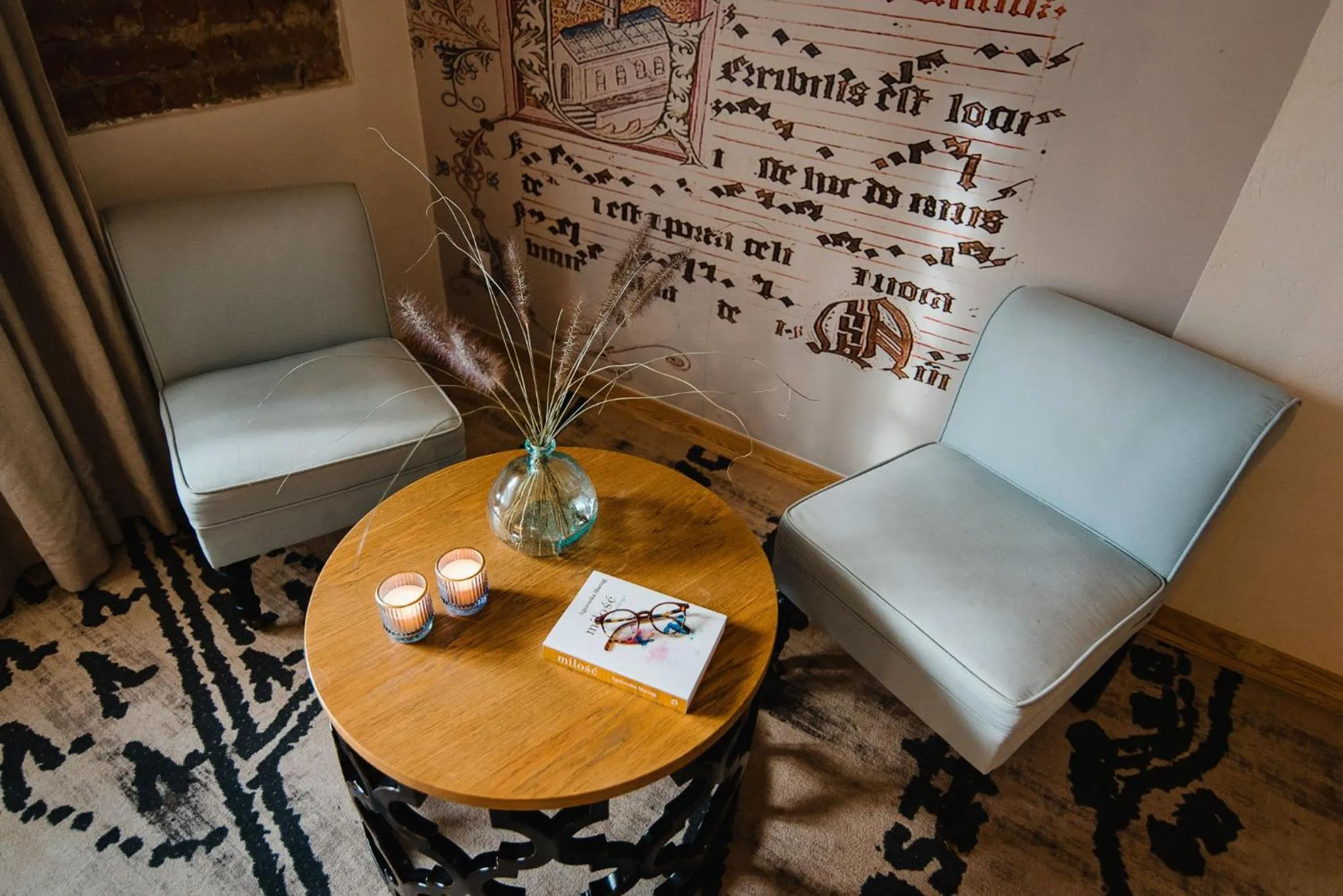 Seating area in Hotel Podklasztorze