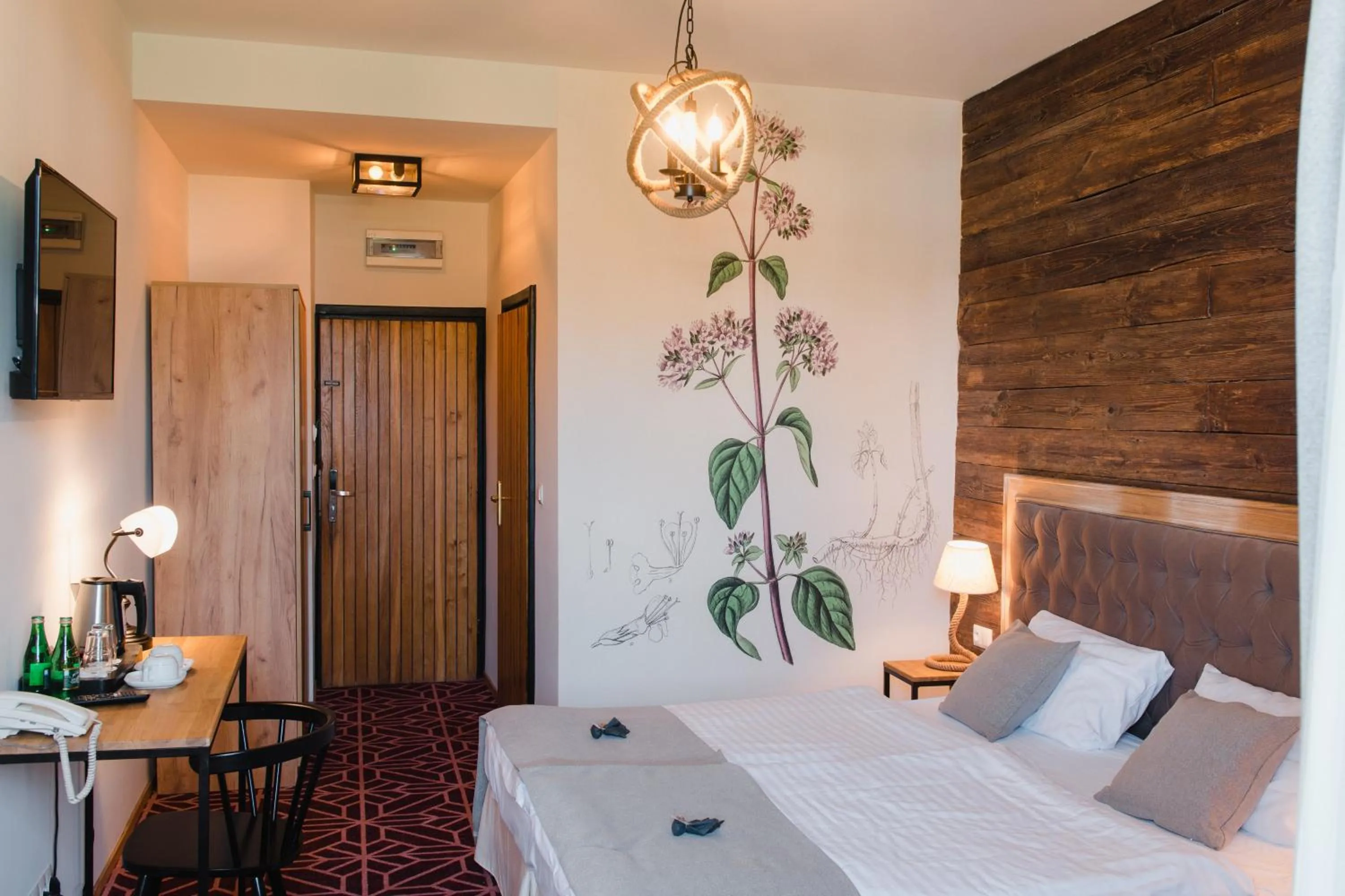 Bed in Hotel Podklasztorze