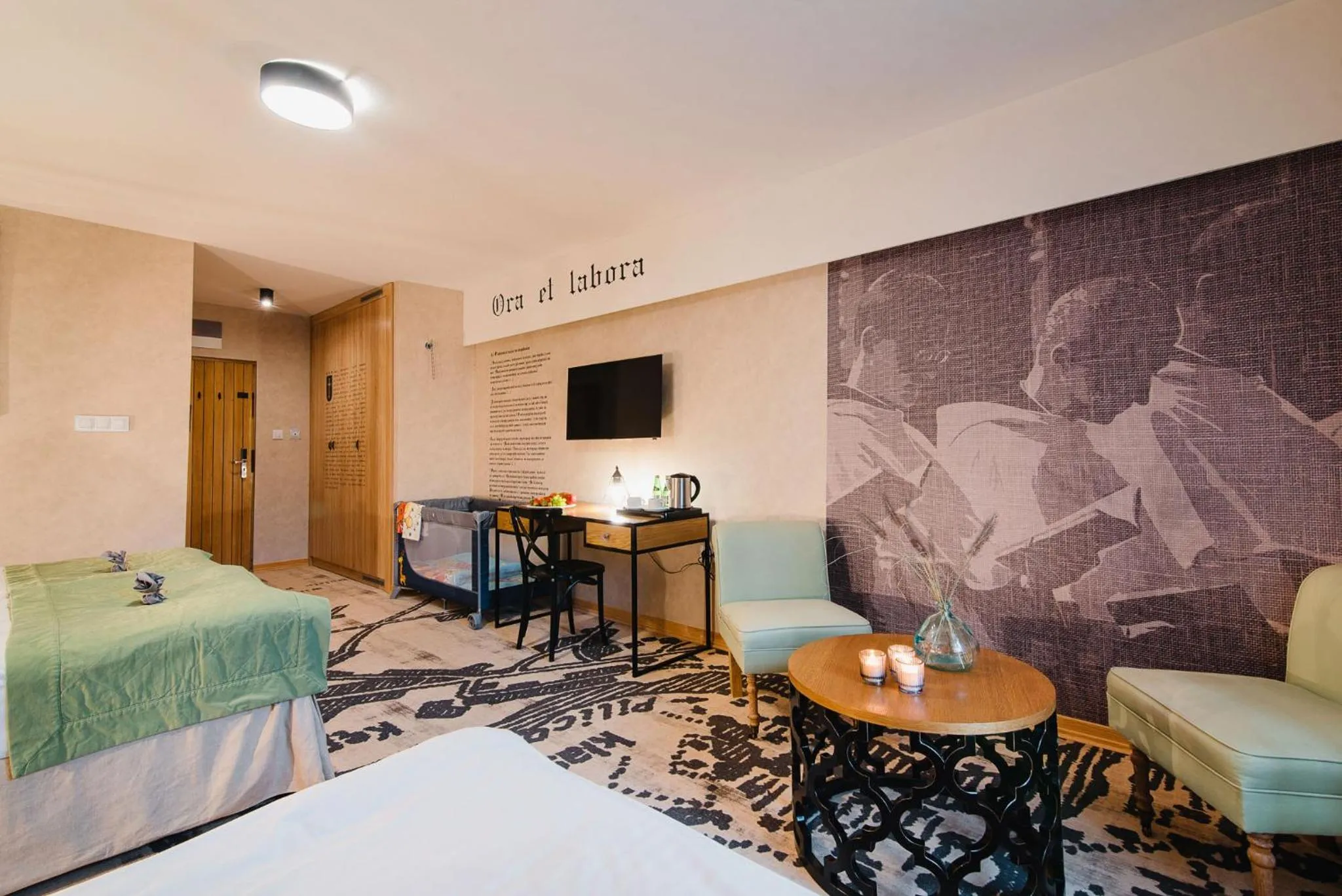 Bed in Hotel Podklasztorze