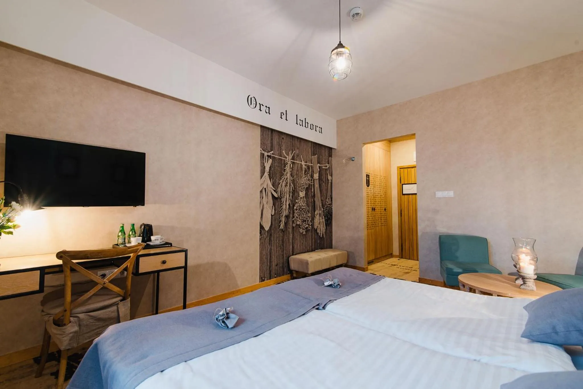 Photo of the whole room, Bed in Hotel Podklasztorze