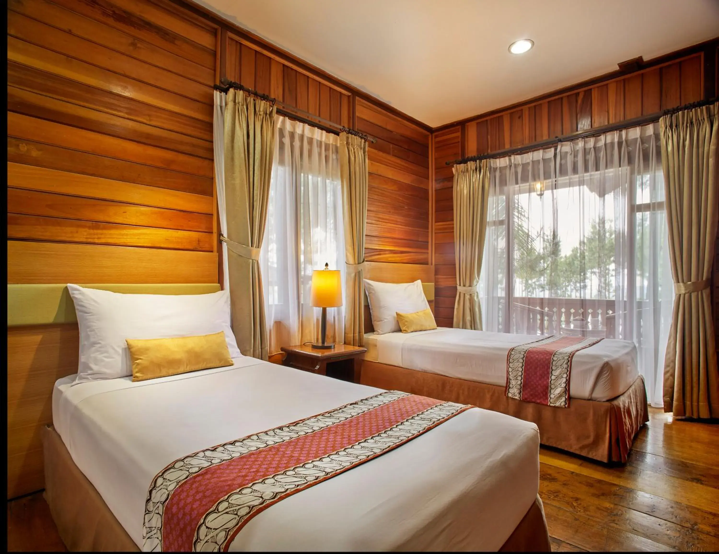 Bedroom, Bed in Jambuluwuk Convention Hall & Resort Puncak Bedroom, Bed in Jambuluwuk Convention Hall & Resort Puncak