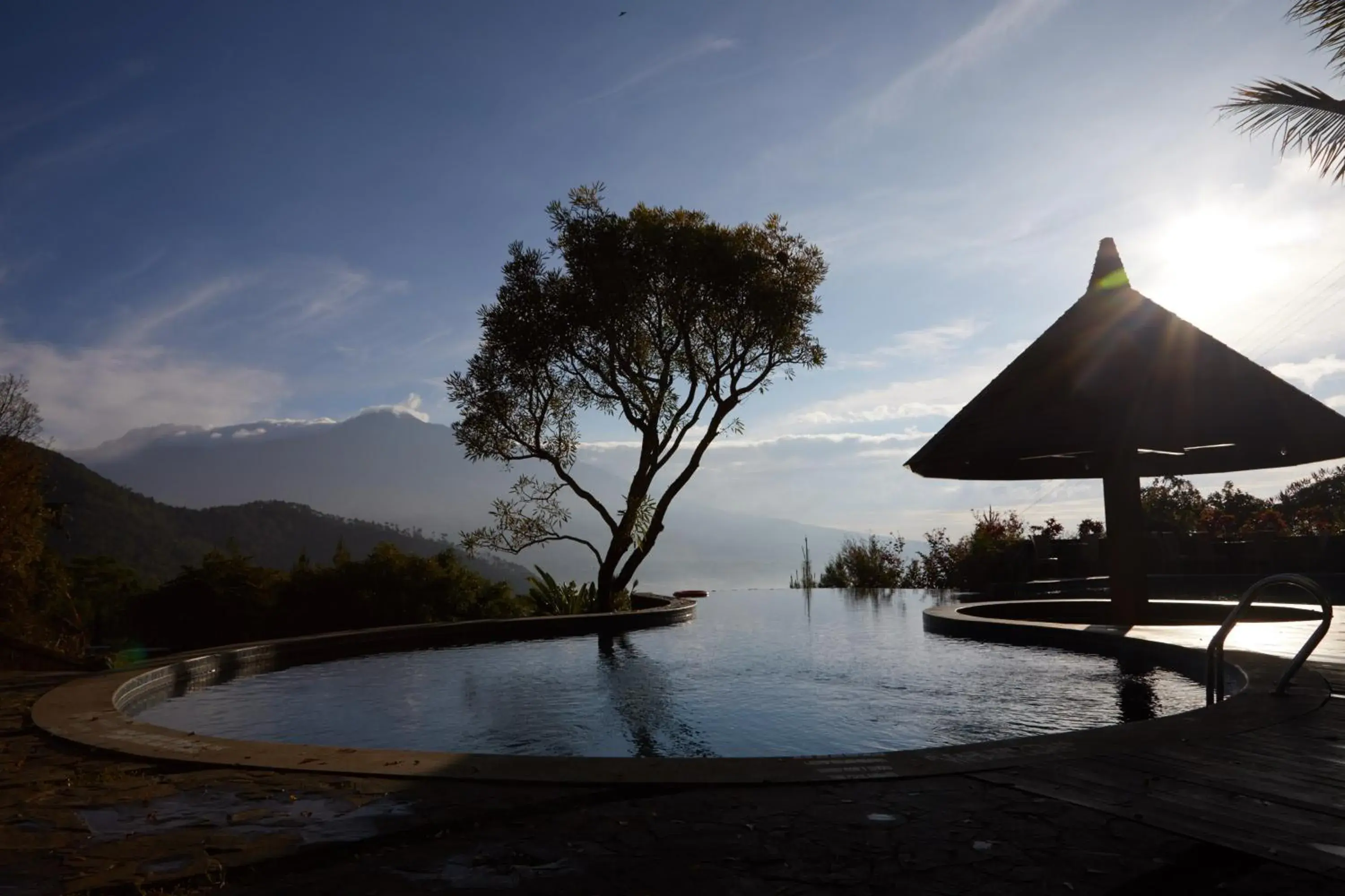 Swimming pool in Jambuluwuk Convention Hall & Resort Batu Swimming pool in Jambuluwuk Convention Hall & Resort Batu