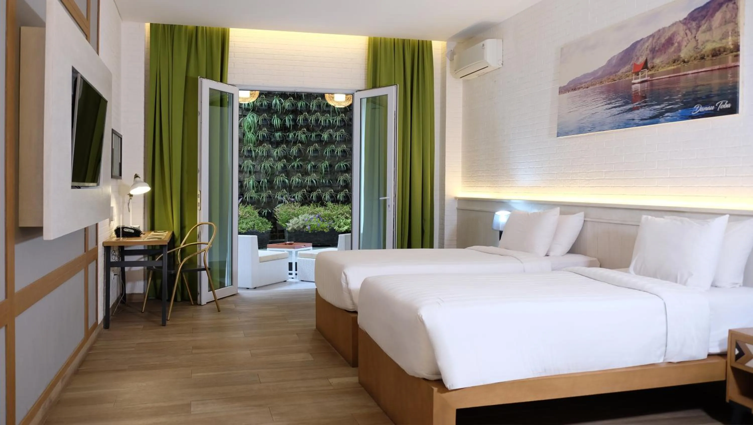 Bedroom, Bed in Jambuluwuk Convention Hall & Resort Batu