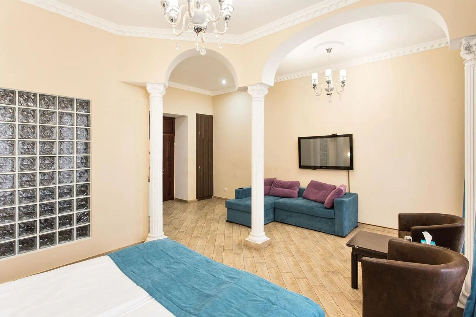 Photo of the whole room, Bed in Hotel Baron