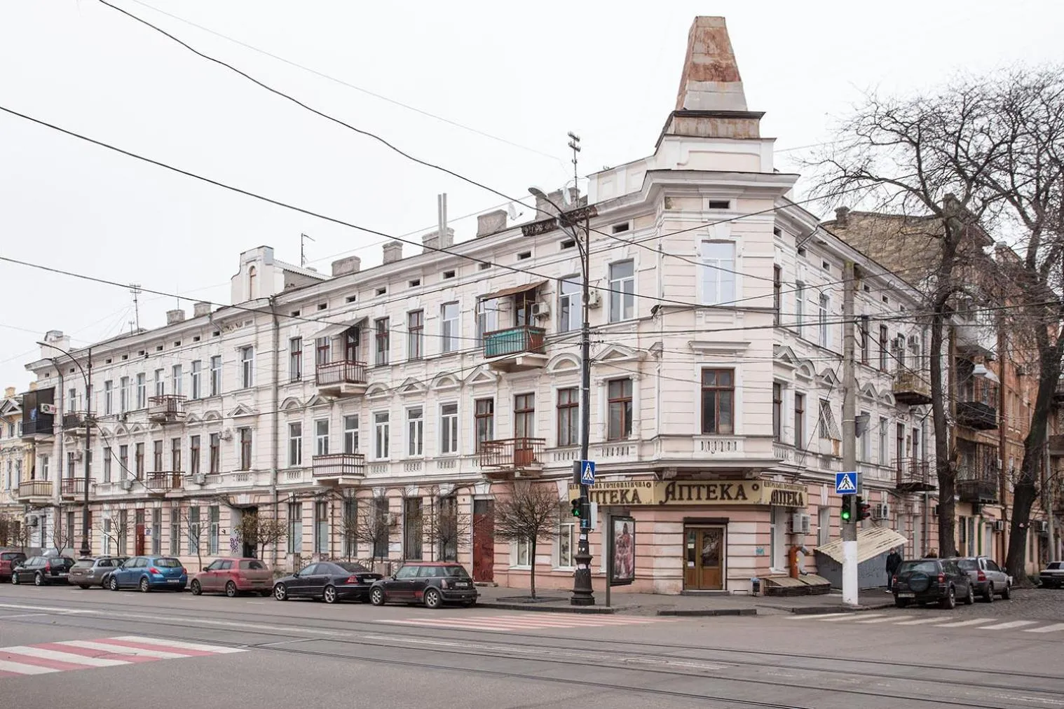 Property building in Hotel Baron