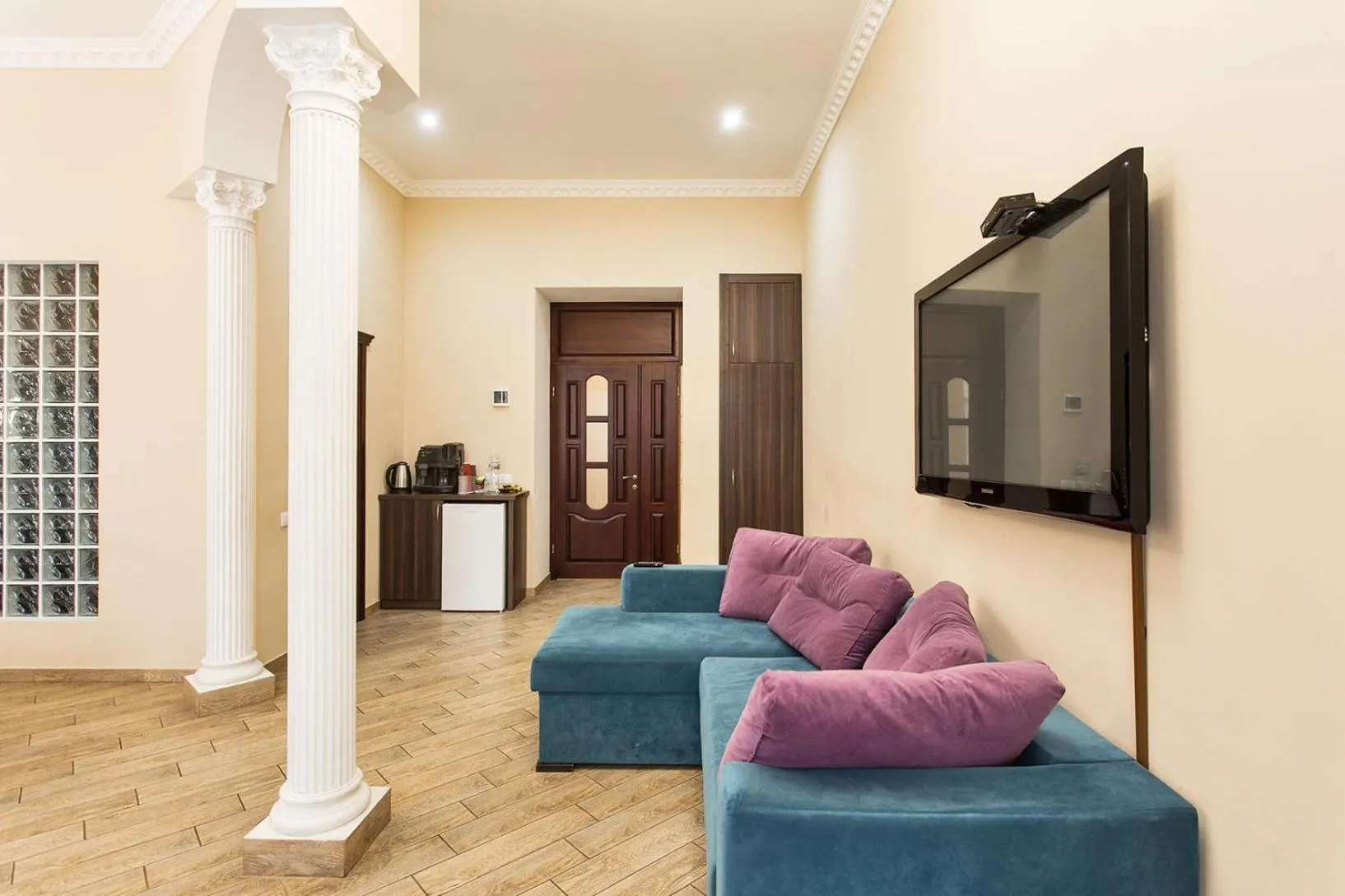 Seating area in Hotel Baron
