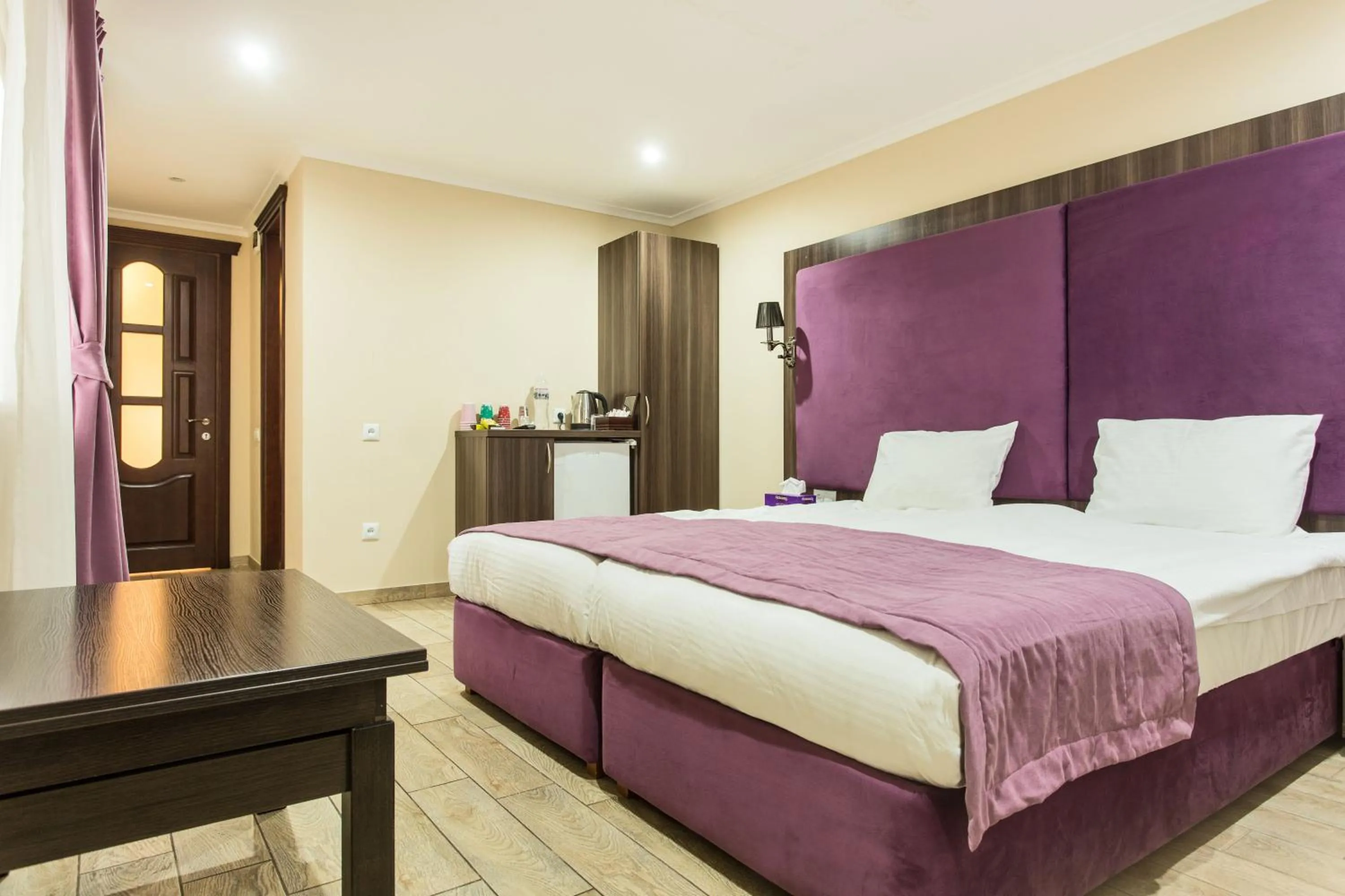 Bed in Hotel Baron