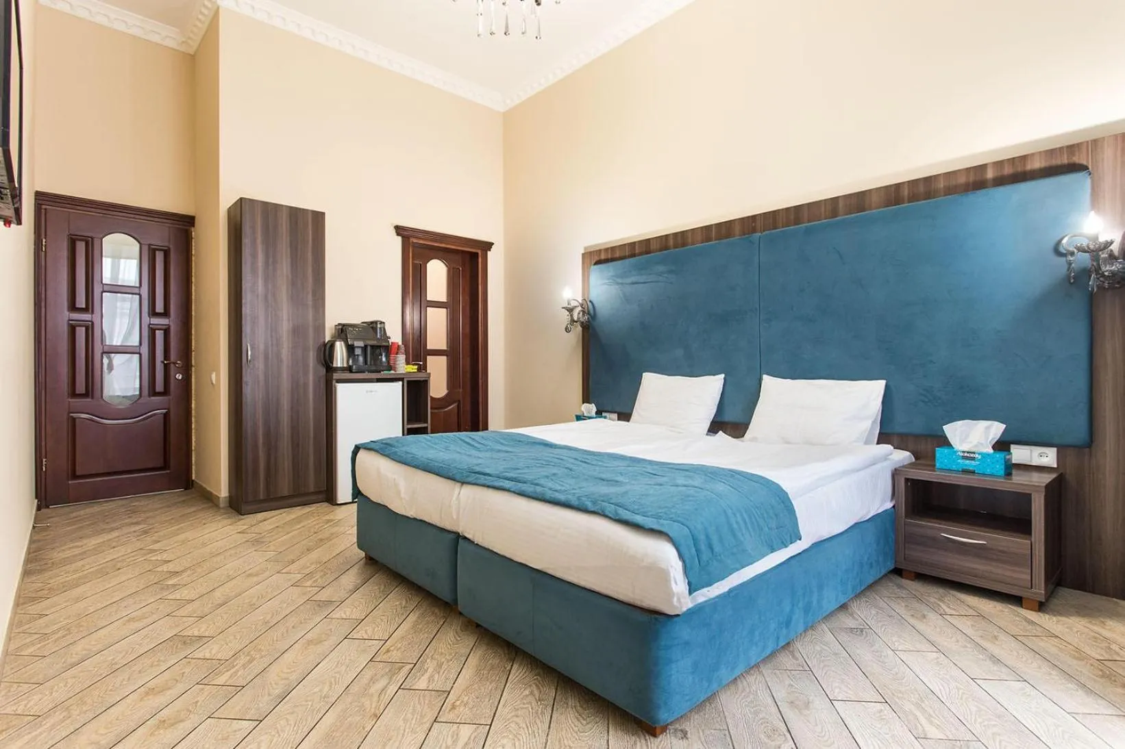 Bed in Hotel Baron