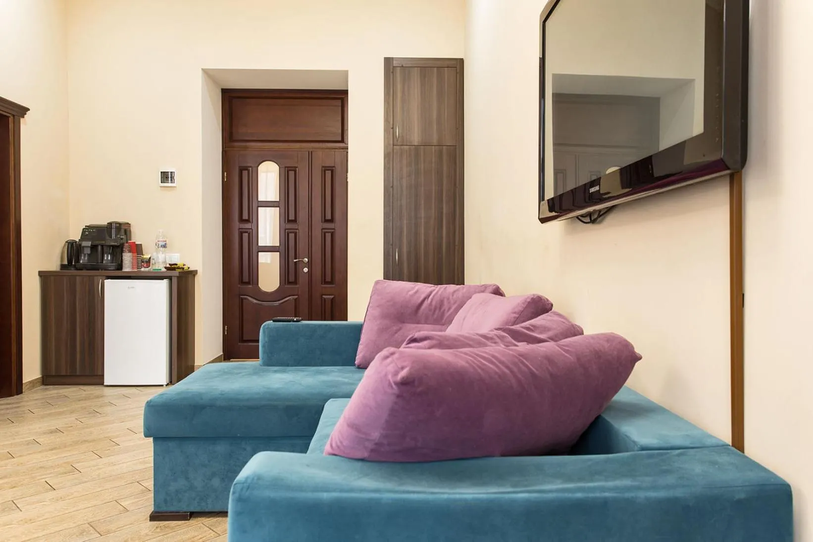Seating area in Hotel Baron