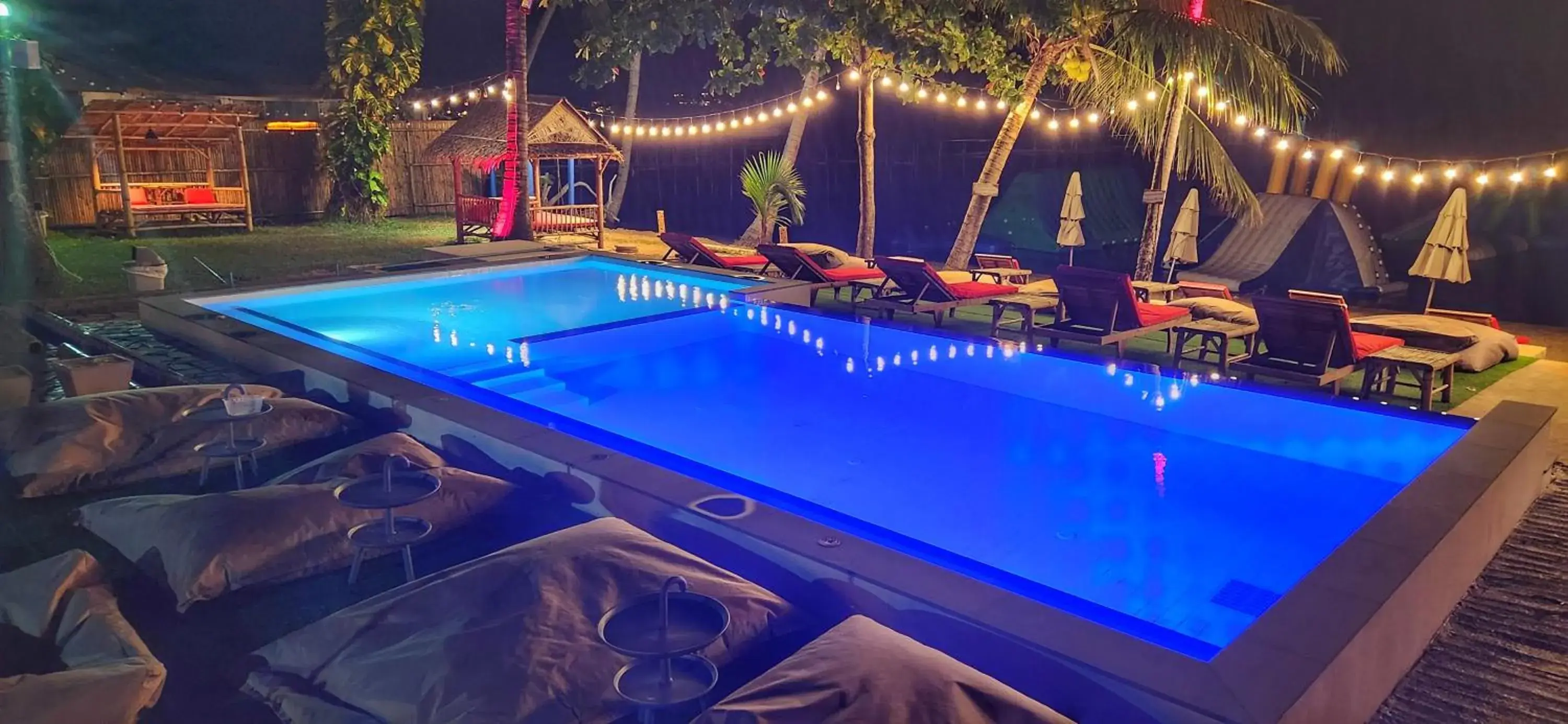 Swimming pool in Samui Pier Beach Front & Resort Swimming pool in Samui Pier Beach Front & Resort